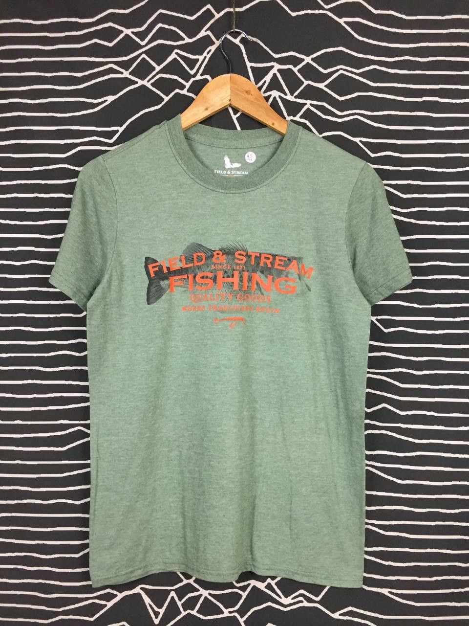 Field & Stream × Vintage Field And Stream Fishing Where Traditions Begin Graphic Tee Size US S / EU 44-46 / 1 - 2 Thumbnail