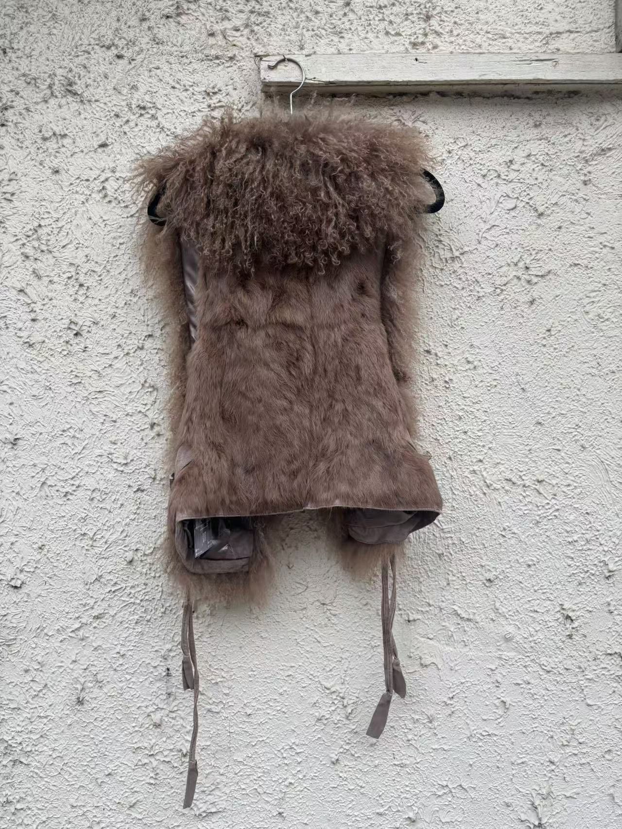 Japanese Brand japanese brand gyaru shearling fur vest adjustable waist Size M / US 6-8 / IT 42-44 - 4 Thumbnail