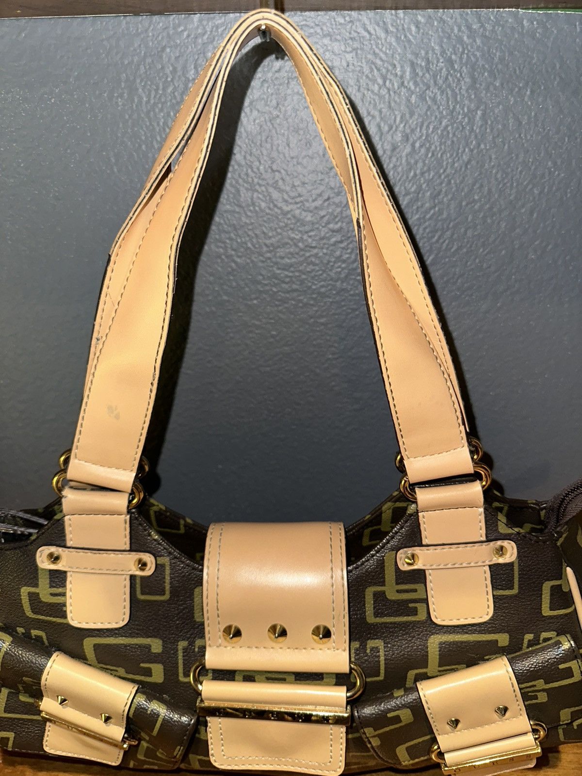 Guess Guess Monogram Y2K 2000’s Vintage Shoulder Handbag Purse Size ONE SIZE - 6 Thumbnail