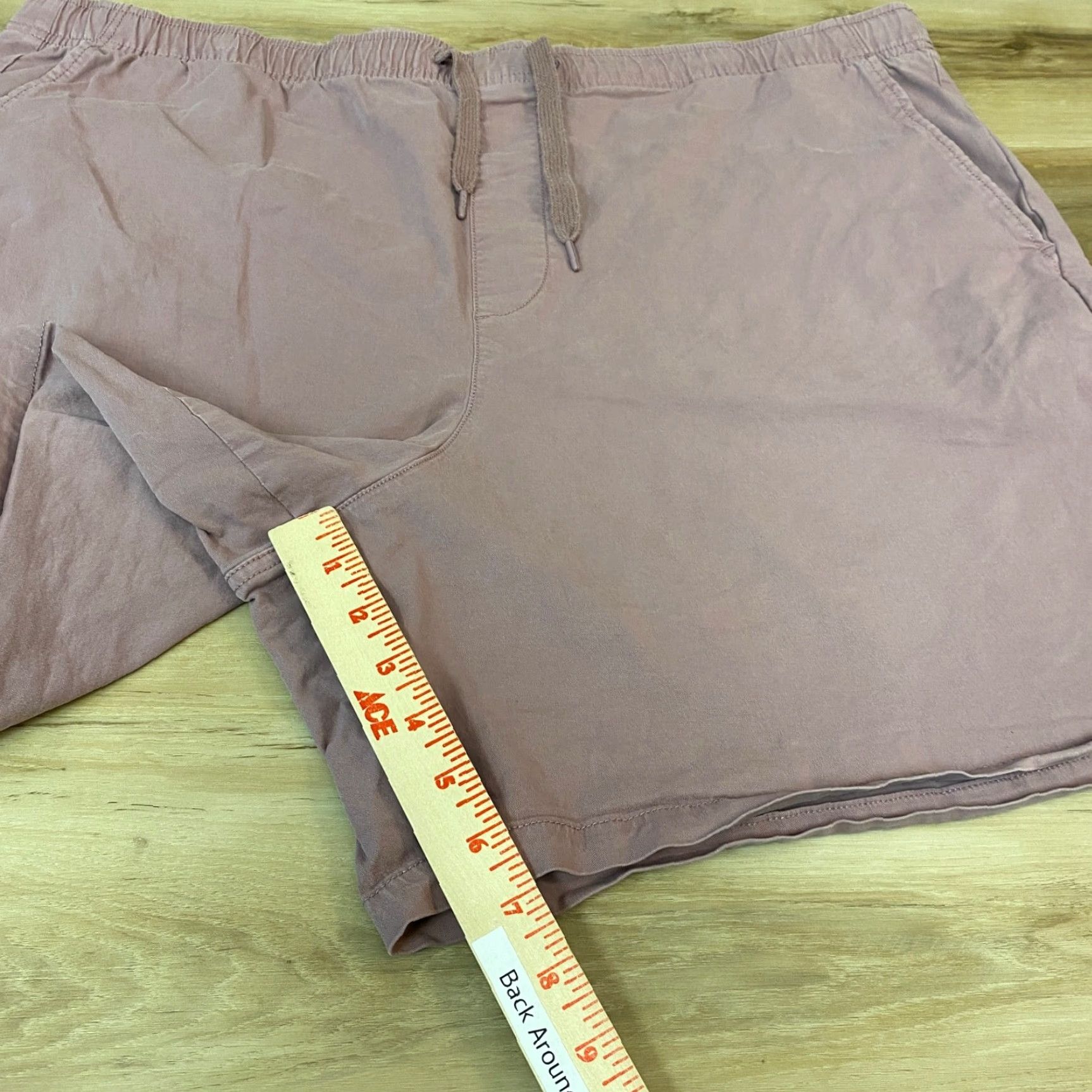 Gap GAP Mens Chino Shorts 2XL Elastic Waist Drawstring Pink Mauve 7" Athletic Fit Pockets Regular - Spring Summer Tee? Size US 39 - 6 Thumbnail