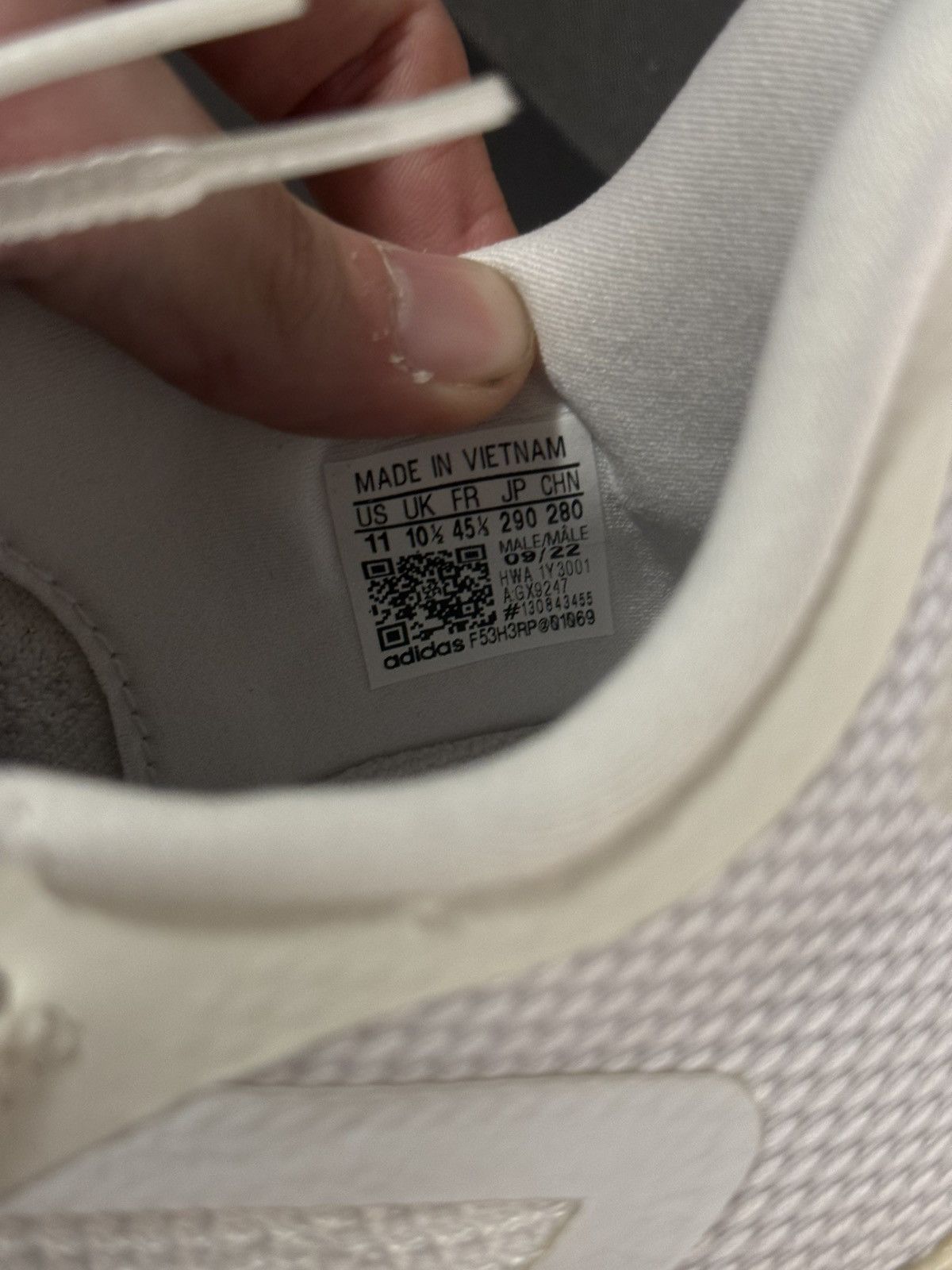 Adidas Adidas shoes 4DFWD 2 White size 10.5 D GX9247 Size US 11 / EU 44 - 11 Thumbnail