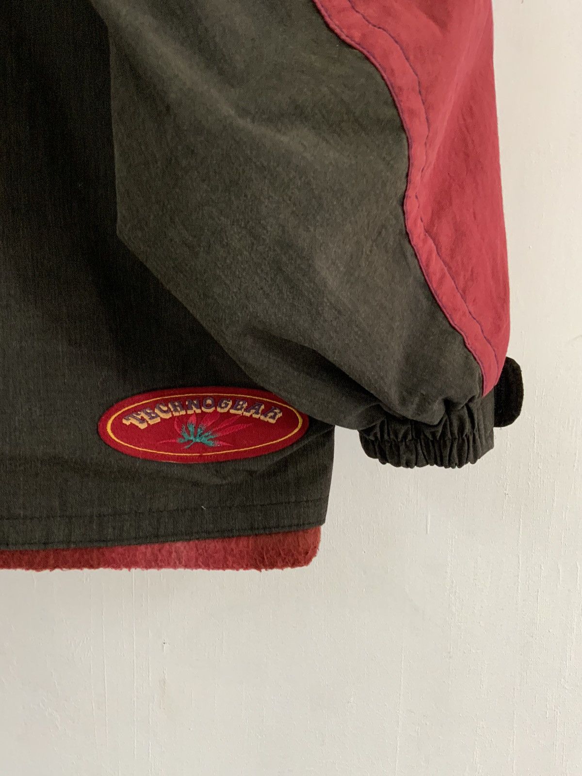 Descente Vintage Descente Techno Gear Fade Ski Hoodie Jacket Size US XL / EU 56 / 4 - 12 Thumbnail