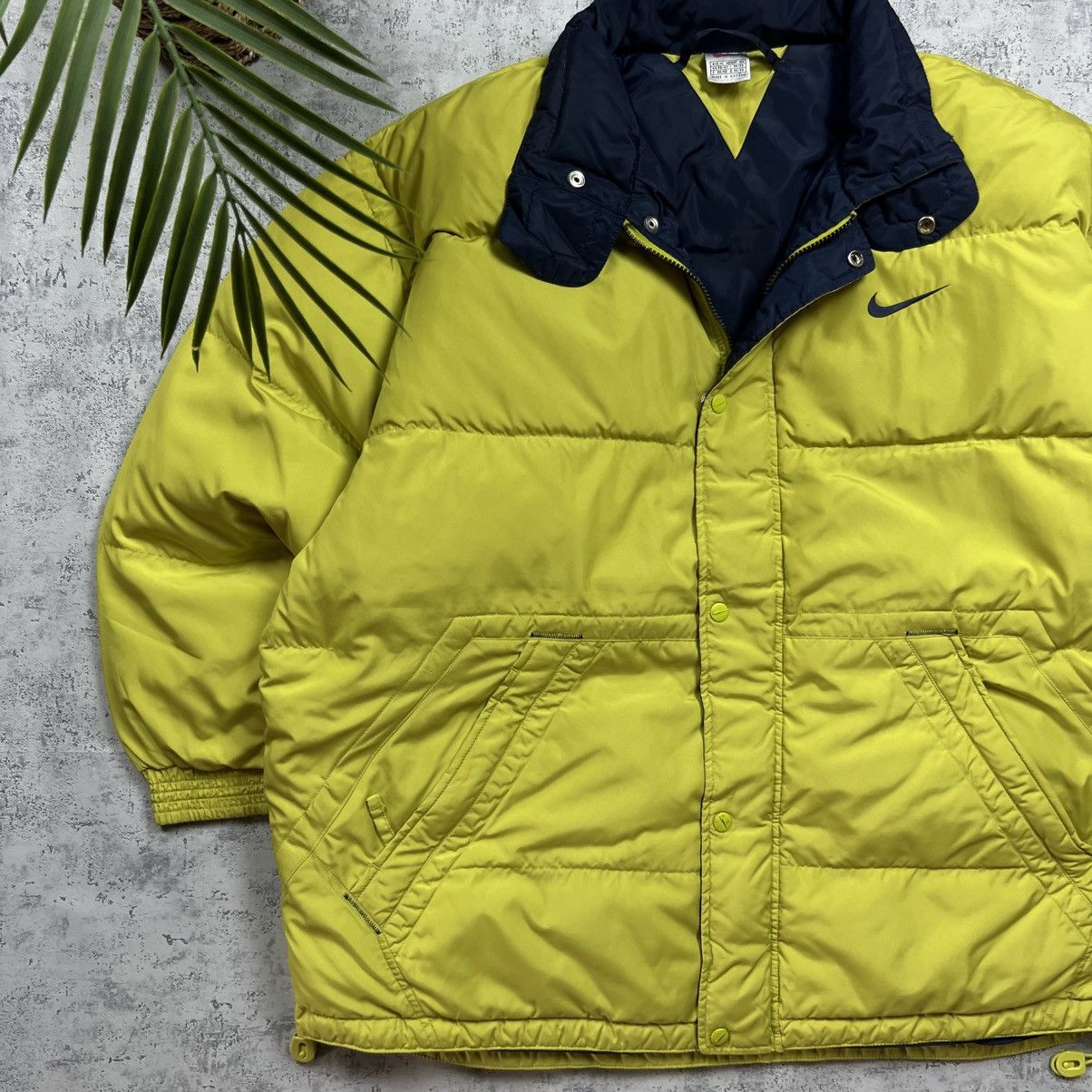 Nike 90s NIKE BIG SWOOSH VINTAGE Y2K OVERSIZED PUFFER DOWN JACKET Size US XL / EU 56 / 4 - 3 Thumbnail