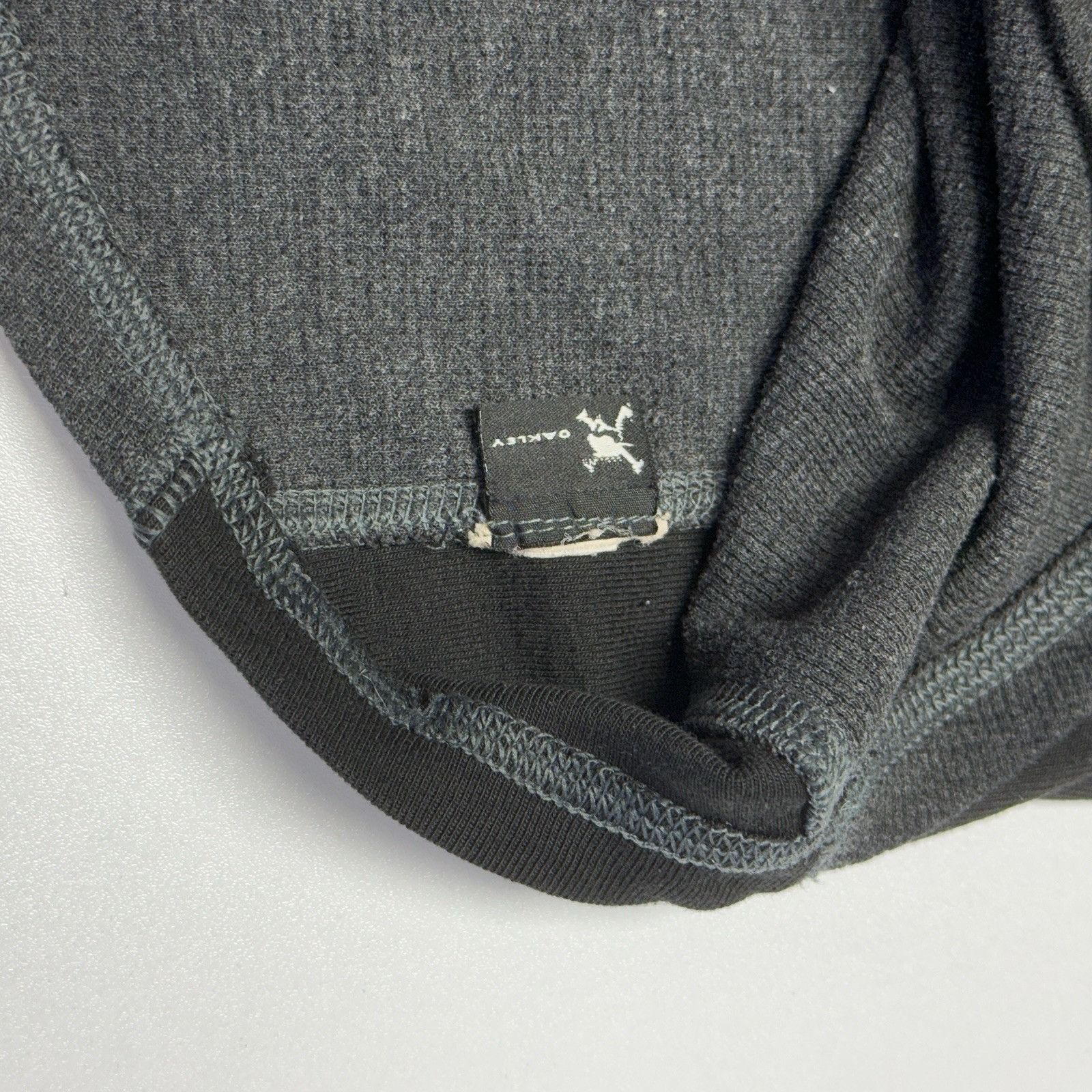 Oakley Oakley Thermal Long Sleeve Shirt Mens Small Gray Skate Stree Size US S / EU 44-46 / 1 - 8 Thumbnail