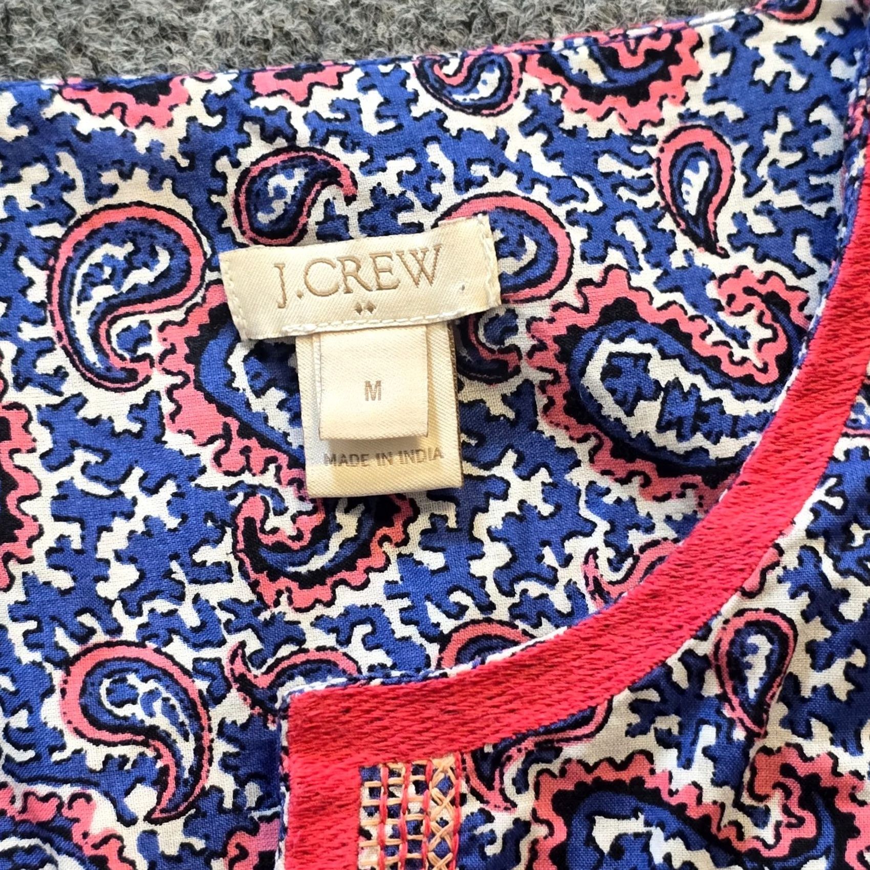 J.Crew J.CREW Blouse Womens Size 8 Long Sleeve Round Neck Paisley Floral Blue Pink Casual Popover Lightweight Spring Summer Regular Women Size M / US 6-8 / IT 42-44 - 3 Thumbnail