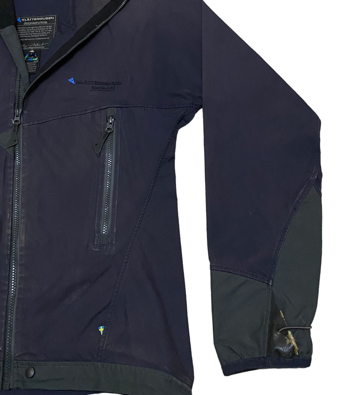 Klattermusen Rare Design Brand Mountain Klattermusen Hiking Jacket 2000s Size US M / EU 48-50 / 2 - 6 Thumbnail