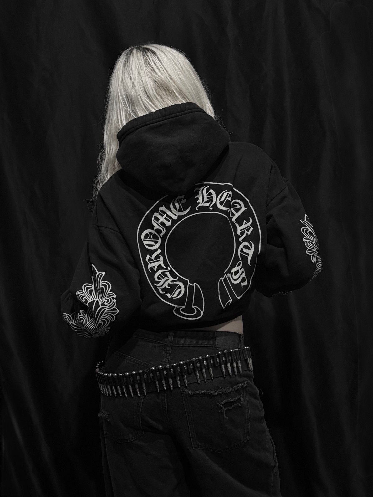 Chrome Hearts Chrome Hearts Hoodie Floral Back Horseshoe Size US S / EU 44-46 / 1 - 1 Thumbnail