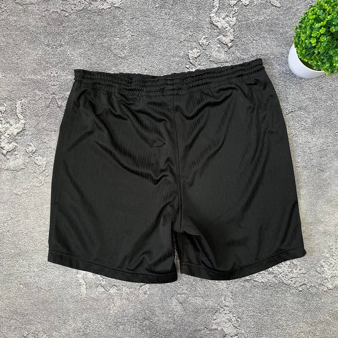 Nike Vintage 90s Black Nike Shorts Size M Size US 33 - 7 Thumbnail