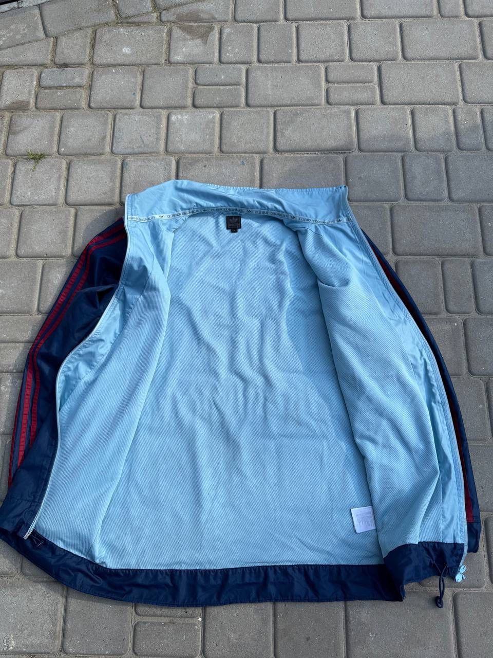 Adidas Vintage Adidas Windbreaker Jacket 90s Y2K Size US M / EU 48-50 / 2 - 6 Thumbnail