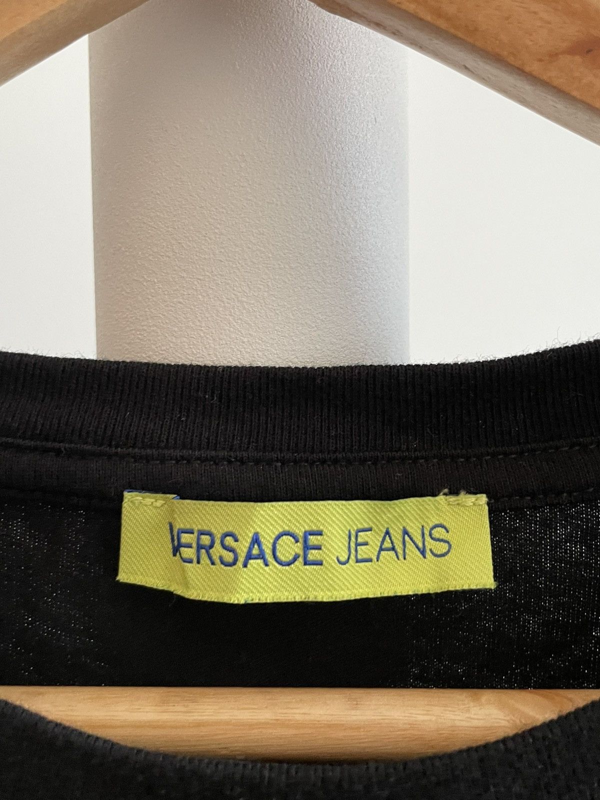 Versace Jeans Couture Versace Jeans Couture Art Logo T-Shirt Luxury RARE Size US L / EU 52-54 / 3 - 6 Thumbnail