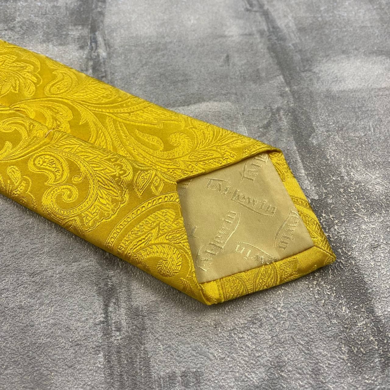 T.M. Lewin T.M.Lewin Gold Yellow Paisley Pattern Size ONE SIZE - 3 Thumbnail