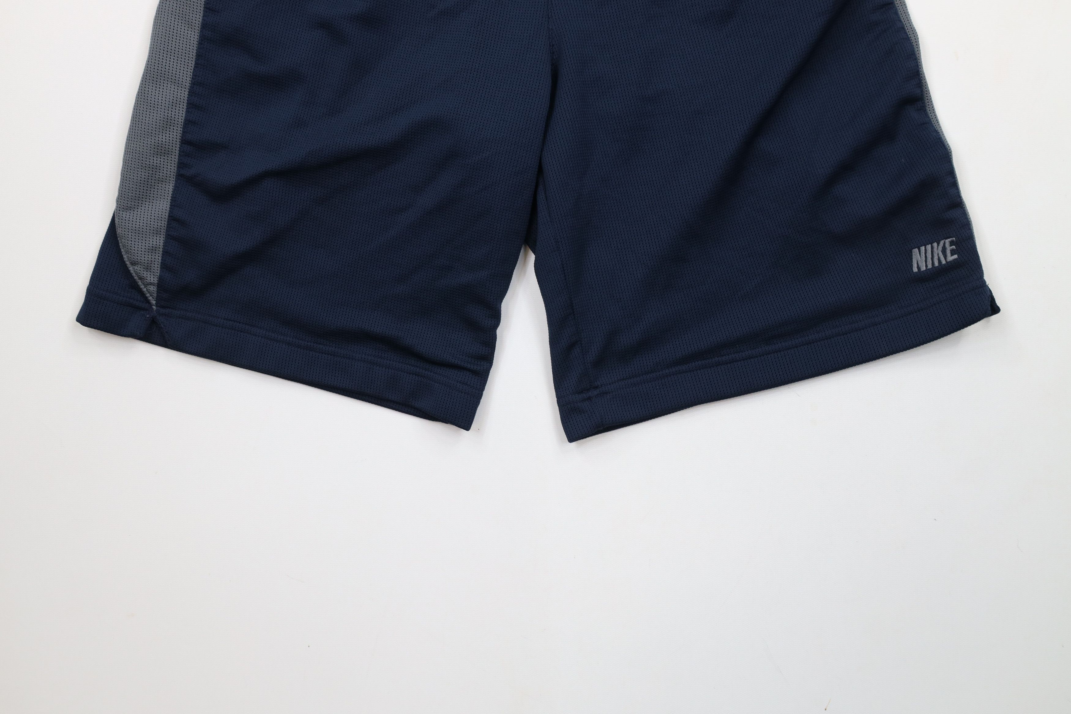 Nike × Vintage Vintage Nike Scott Mini Swoosh Thermal Knit Shorts Blue Size US 34 / EU 50 - 4 Thumbnail