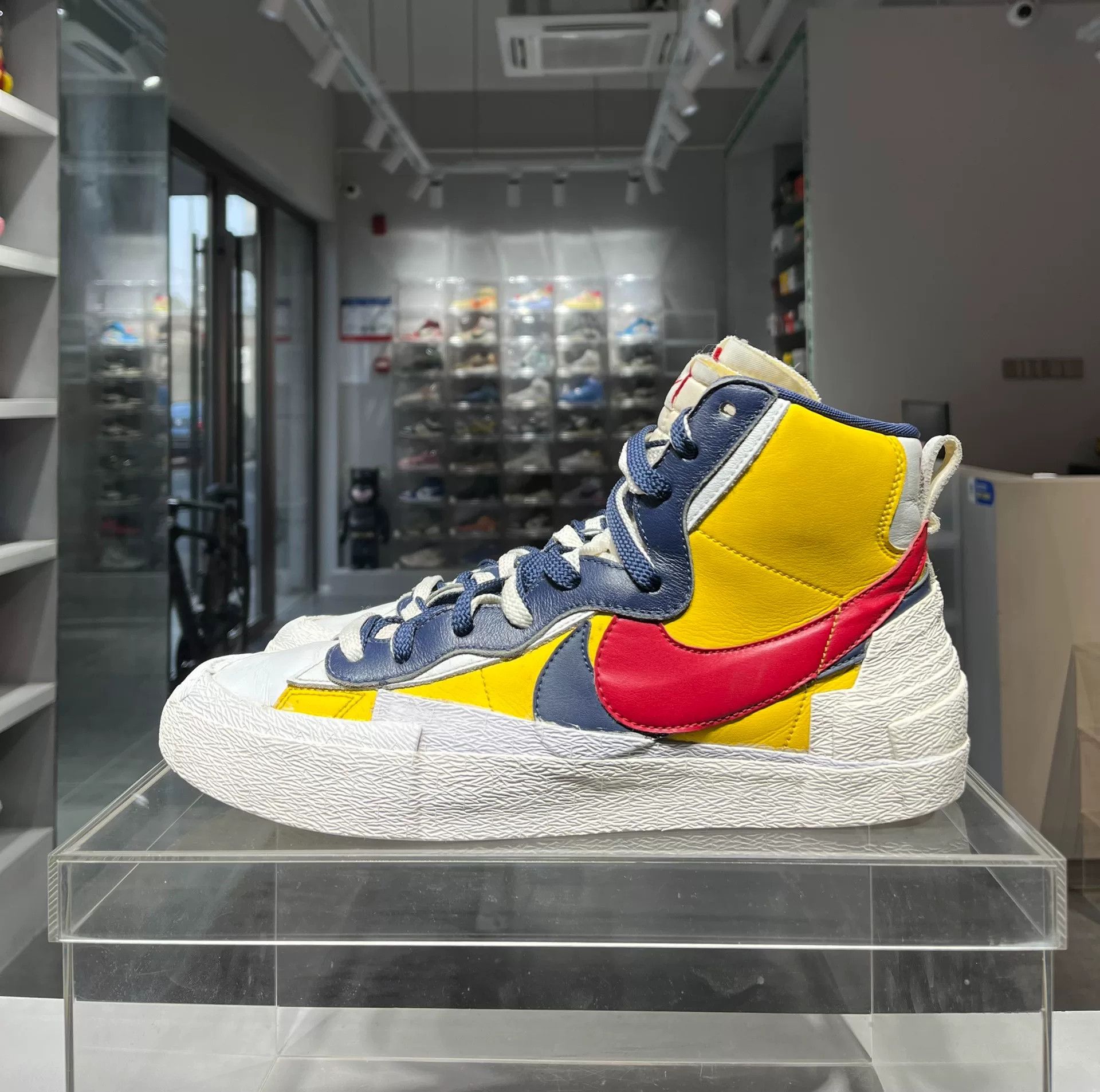 Nike Nike BLAZER Yellow Lowtop Sneakers 45 Men Size US 11.5 / EU 44-45 - 1 Thumbnail