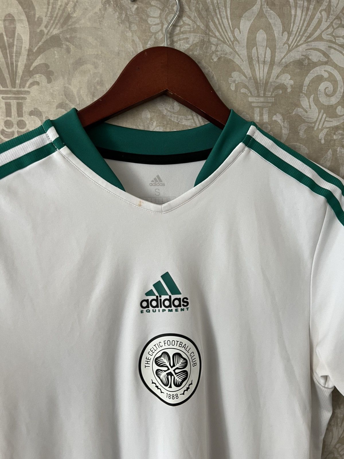 Adidas Equipment Adidas Celtic Soccer Jersey Football Shirt Tee Size US S / EU 44-46 / 1 - 5 Thumbnail