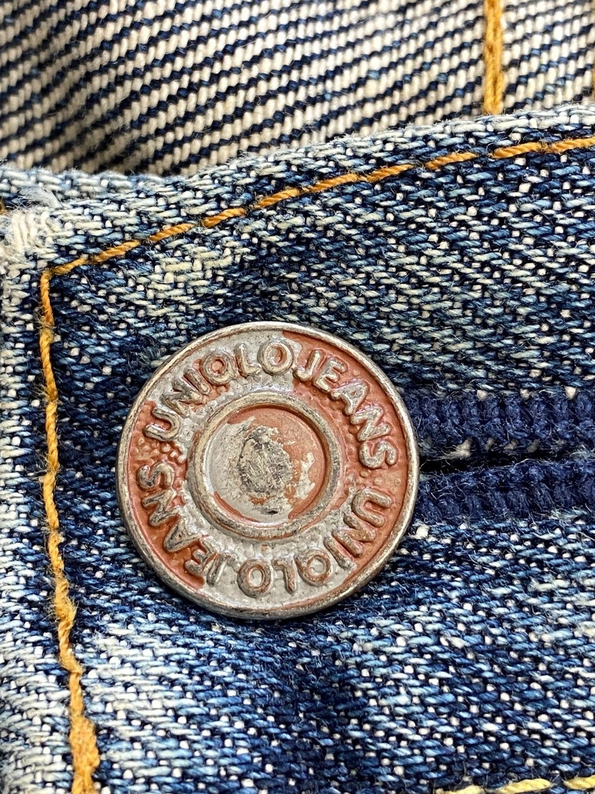 Uniqlo Uniqlo Blue Wash Whiskers Style Baggy Jeans Size US 32 / EU 48 - 11 Thumbnail