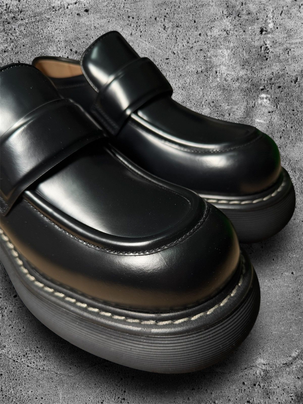 Bottega Veneta BOTTEGA VENETA “SWELL LOAFER IN OSAKA SHINY CALFSKIN” Size US 9 / EU 42 - 6 Thumbnail
