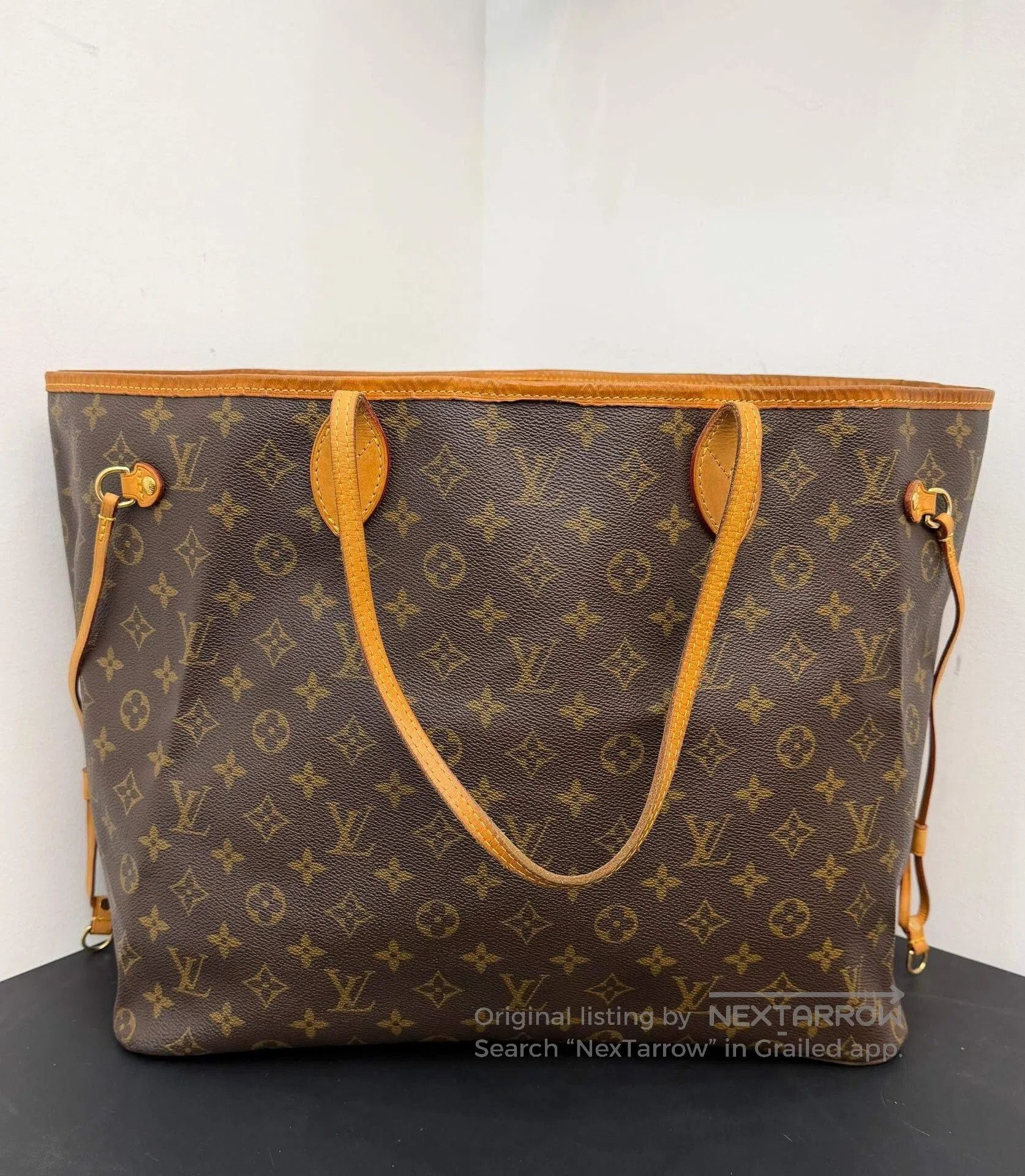 Louis Vuitton LV Neverfull Large Monogram Tote. Size ONE SIZE - 1 Thumbnail