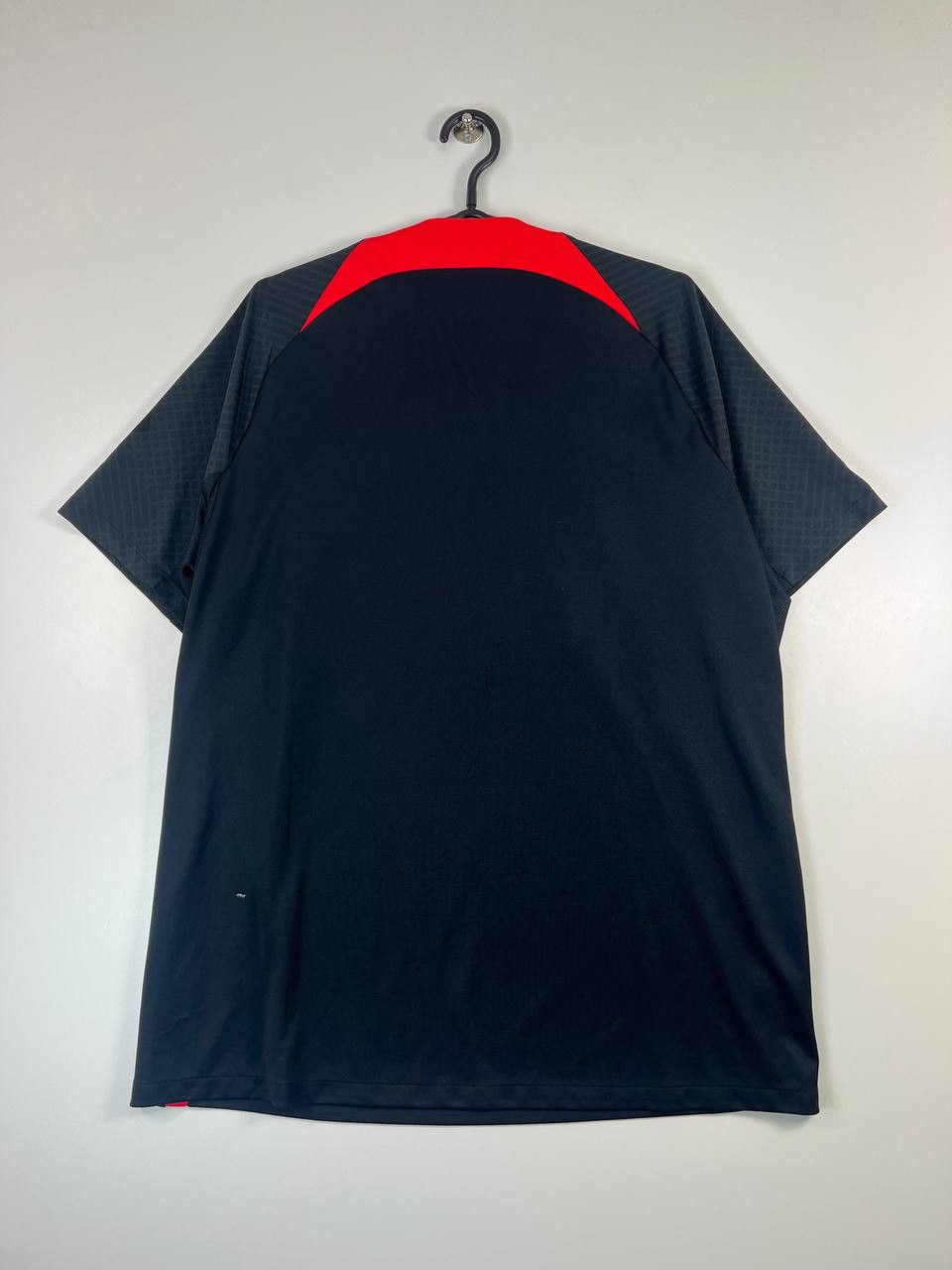 Nike Nike Liverpool FC Jersey Black Shirt 2022/23 AXA Size XL Size US XL / EU 56 / 4 - 5 Thumbnail