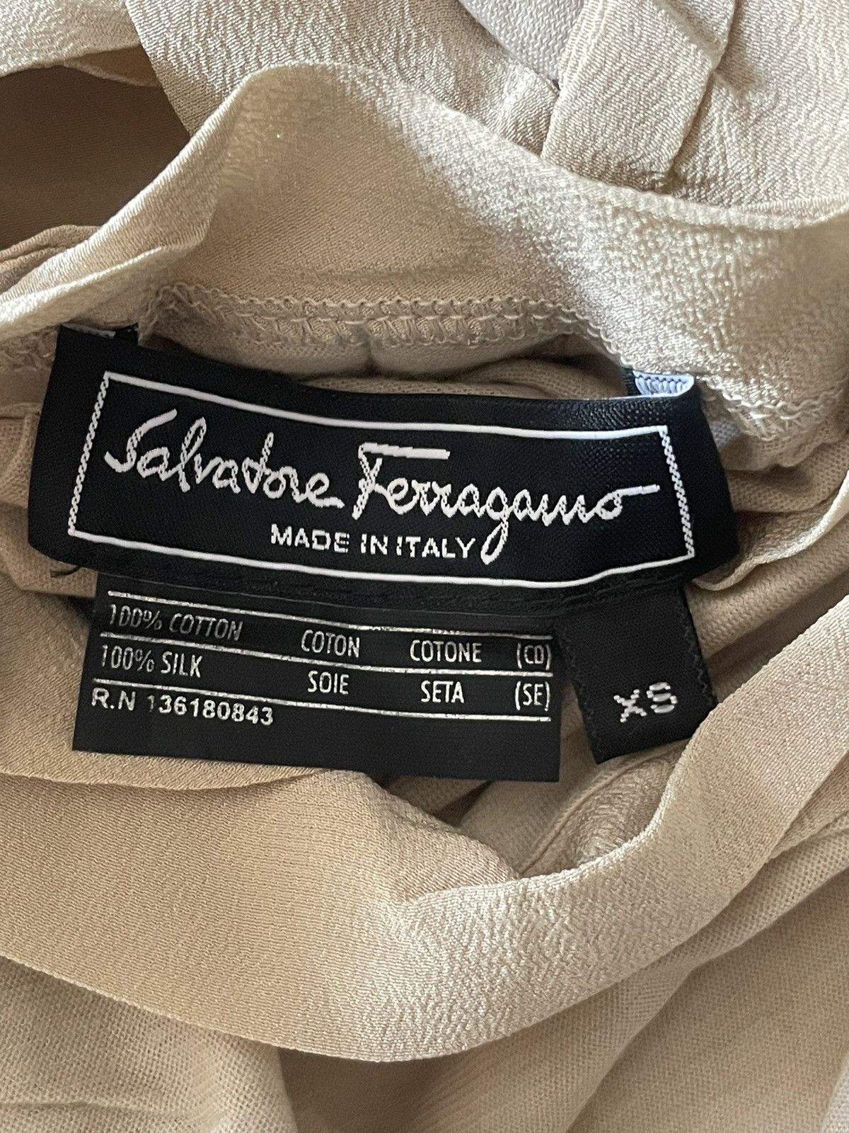 Salvatore Ferragamo Salvatore Ferragamo Blouse Size XS / US 0-2 / IT 36-38 - 3 Thumbnail