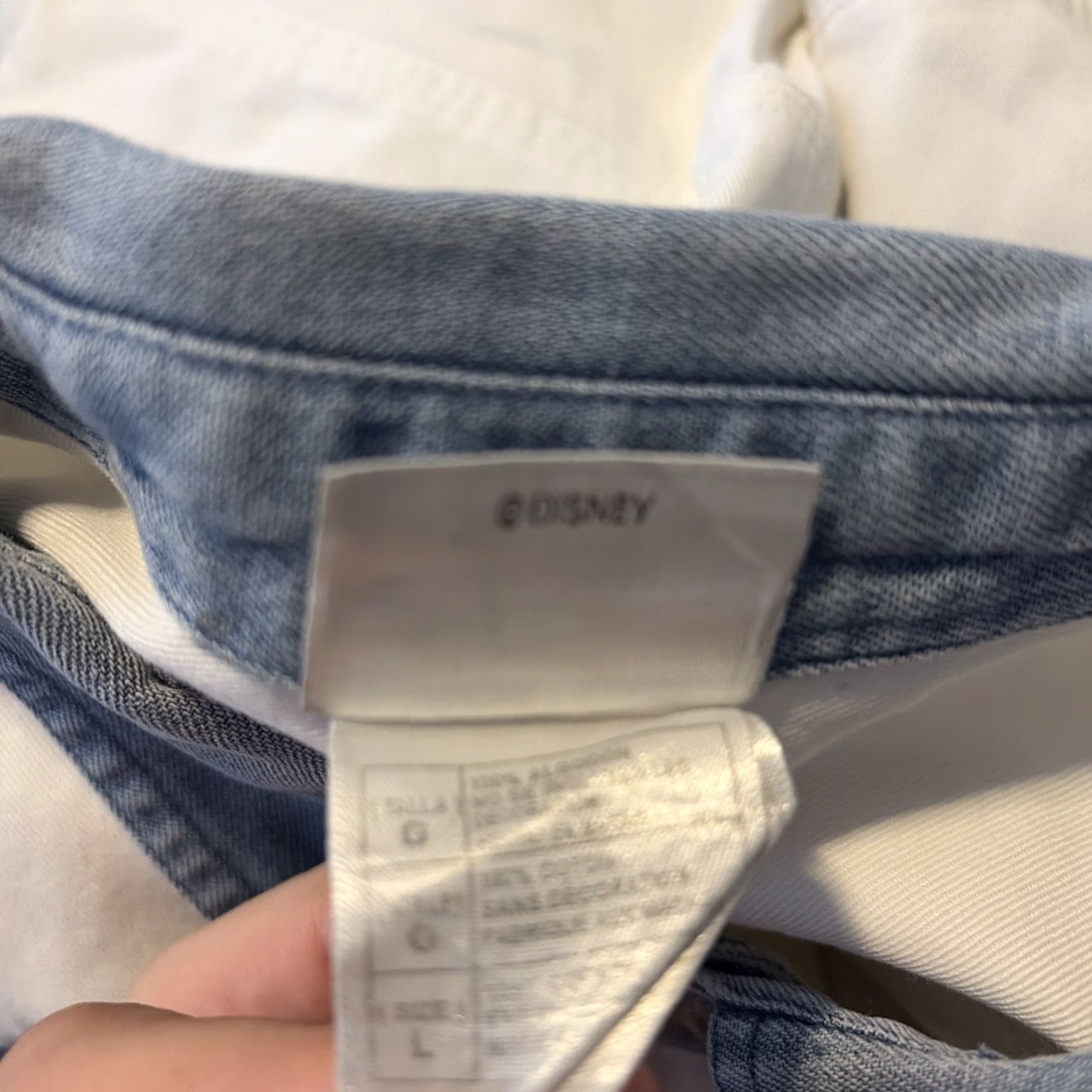 Disney VINTAGE Disney Tigger White Crop Button-Up Top Blouse Denim Collar Large Women Size L / US 10 / IT 46 - 6 Thumbnail