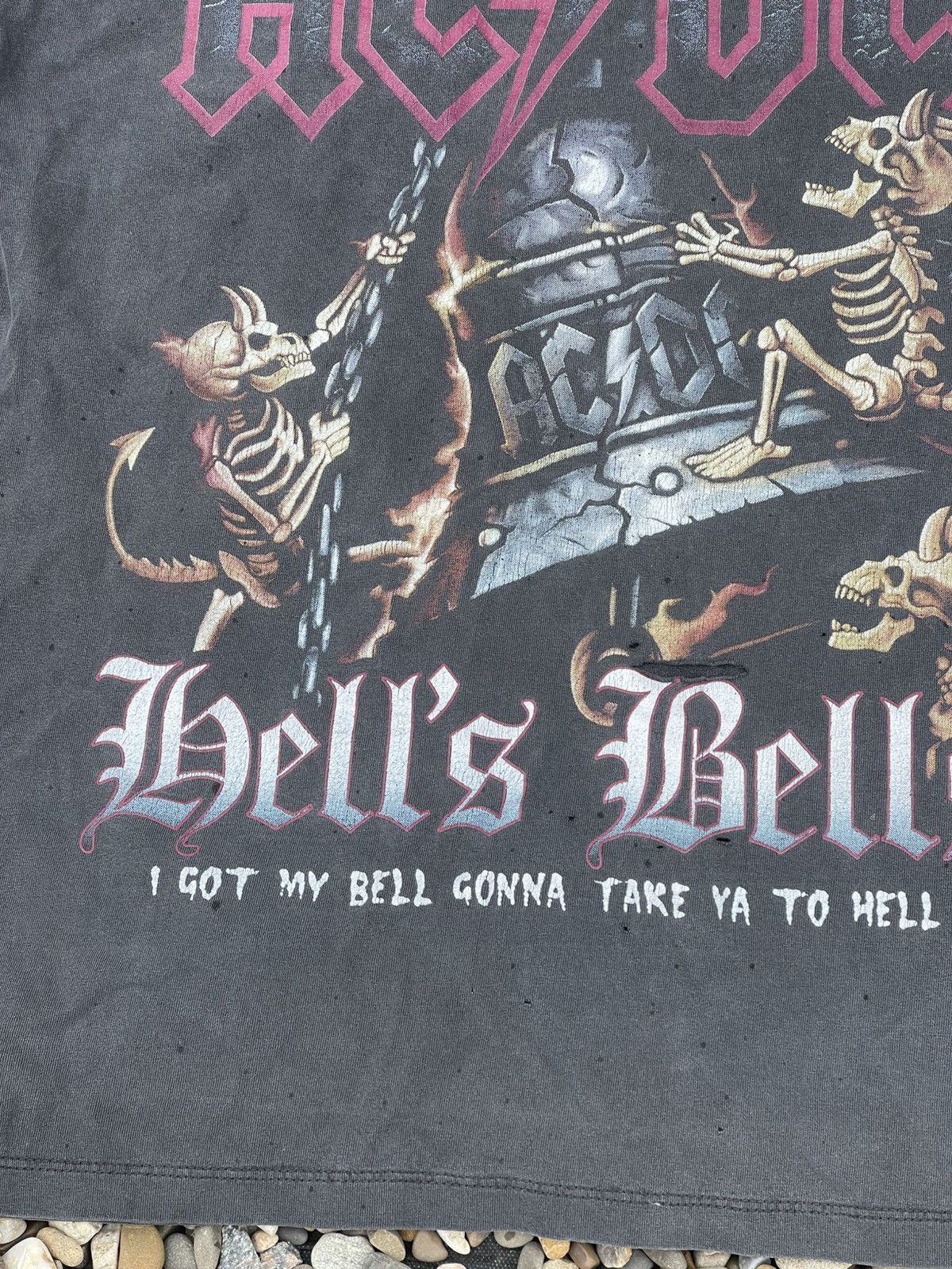 AC/DC 90’s AC/DC Vintage Hells Bells Distressed T-shirt Tee Size US L / EU 52-54 / 3 - 7 Thumbnail