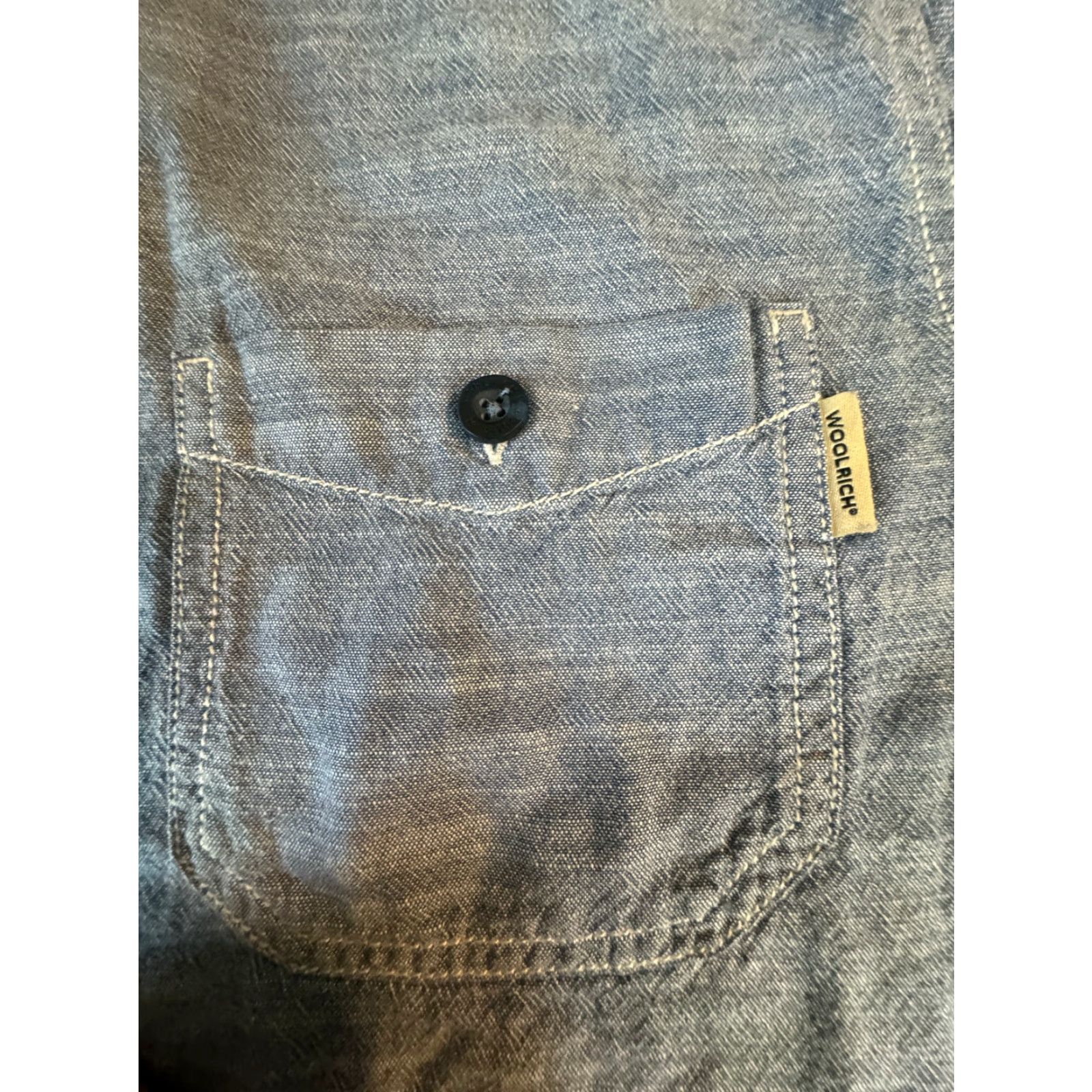Vintage Woolrich Short Sleeve Button Down Shirt L Blue 100% Cotton Denim Like Solid Pattern Mens Regular Collared Shirt Size US L / EU 52-54 / 3 - 3 Thumbnail