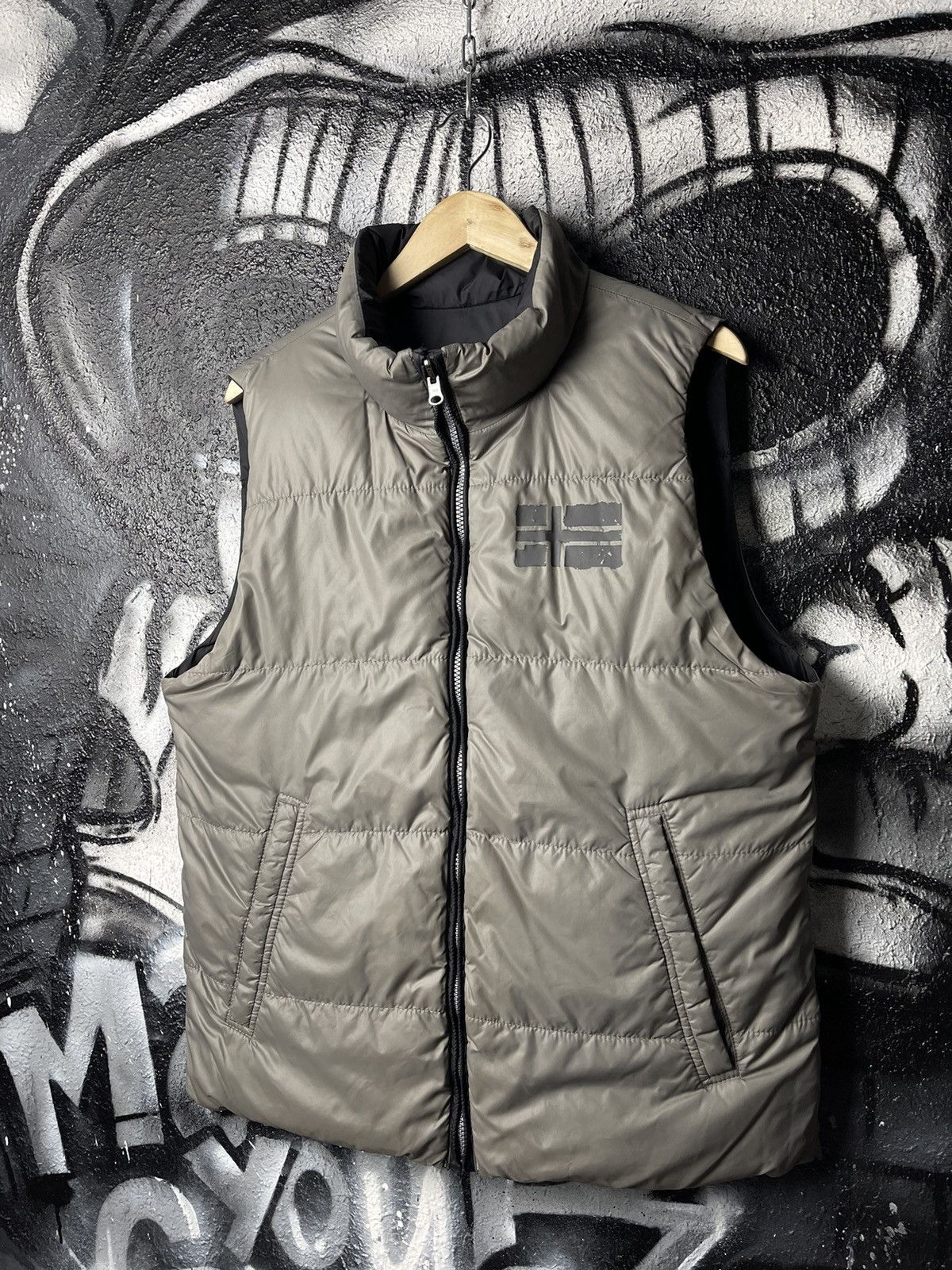 Napapijri Napapijri Big Logo Double Sided Down Vest Men’s Size L Size US L / EU 52-54 / 3 - 2 Thumbnail