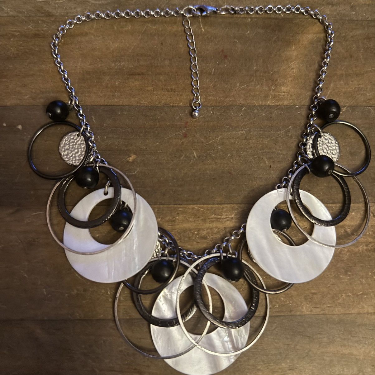 Other Mother of Pearl discs & mixed metal rings necklace Size ONE SIZE - 2 Thumbnail
