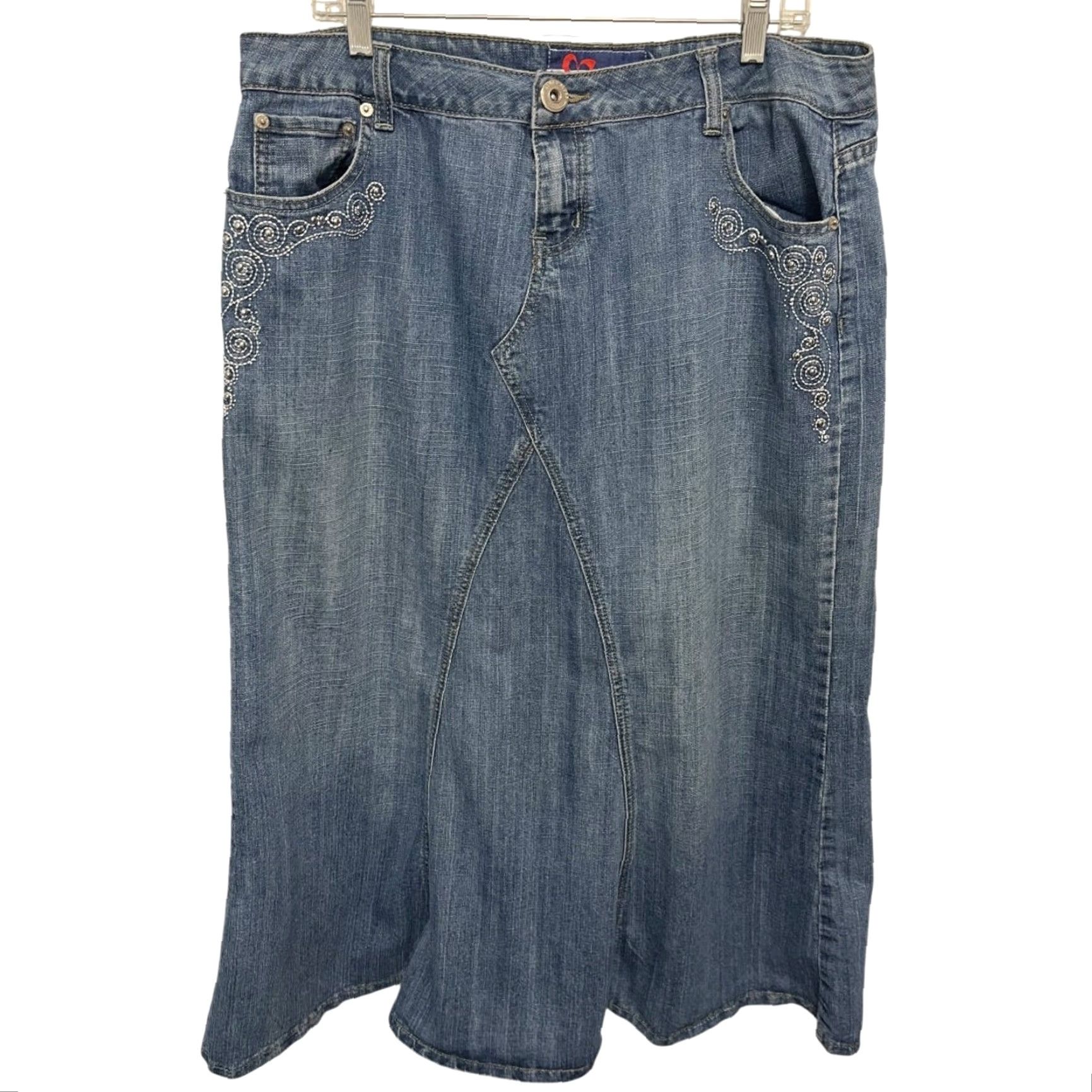 Denime VINTAGE Mwah Denim Skirt Midi Jeans 16W Plus Blue Embellished Pockets Women Ladies Size 38" / US 16 / IT 52 - 2 Thumbnail