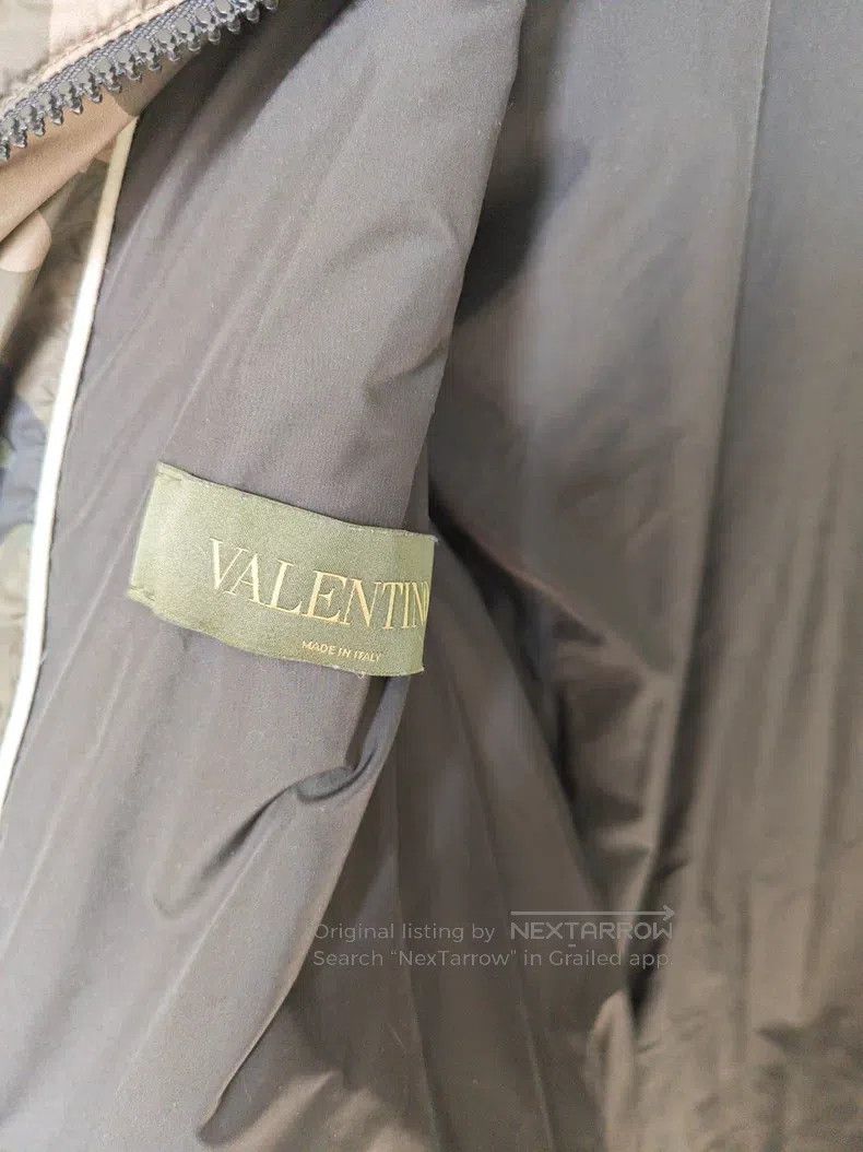 Valentino Valentino Camouflage goose down jacket Size US L / EU 52-54 / 3 - 5 Thumbnail