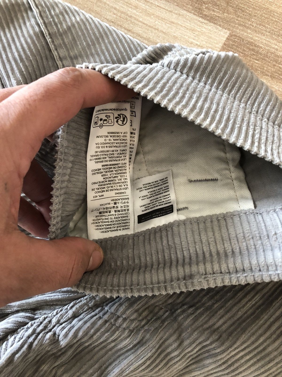 Levi's Levi’s Skate-Drop-In Corduroy Shorts W33 Grey Rare Pair Size US 33 - 8 Thumbnail