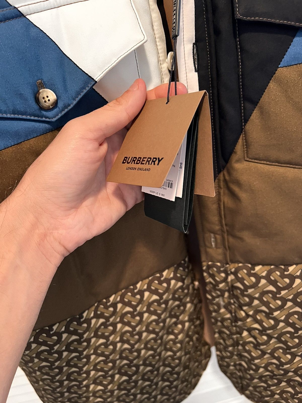 Burberry Brand new , limit addition collection Size US M / EU 48-50 / 2 - 2 Thumbnail