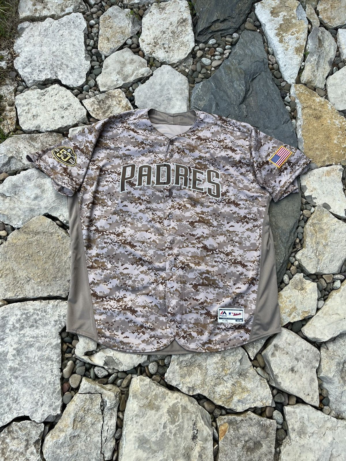 MLB × Majestic Vintage Majestic San Diego Padres button jersey camo shirt Size US XXL / EU 58 / 5 - 1 Thumbnail