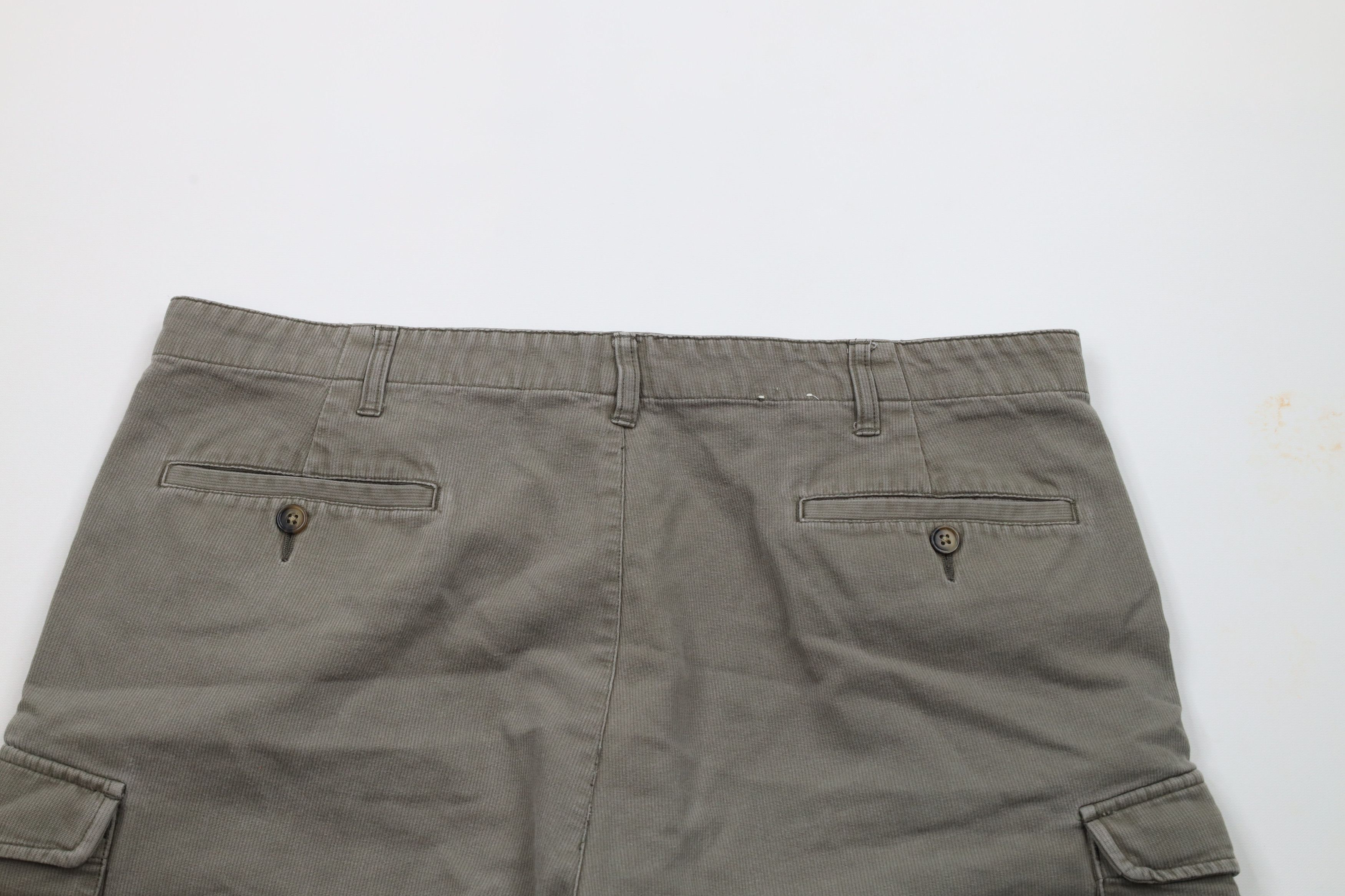 Eddie Bauer × Vintage Vintage 90s Eddie Bauer Ribbed Above Knee Cargo Shorts Green Size US 40 / EU 56 - 13 Thumbnail
