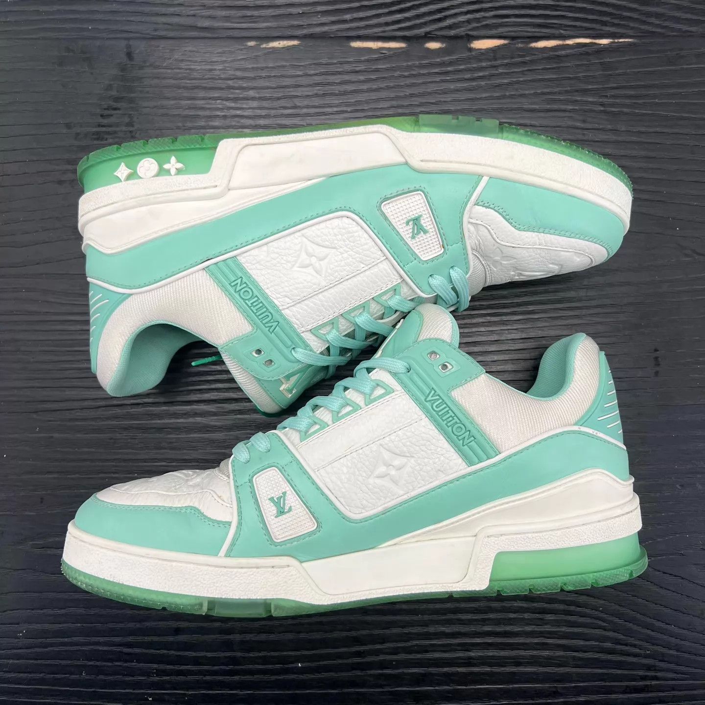 Louis Vuitton LV Trainer Tiffany UK7.5/41.5 Like New Worn 2x Size US 8.5 / EU 41-42 - 4 Thumbnail