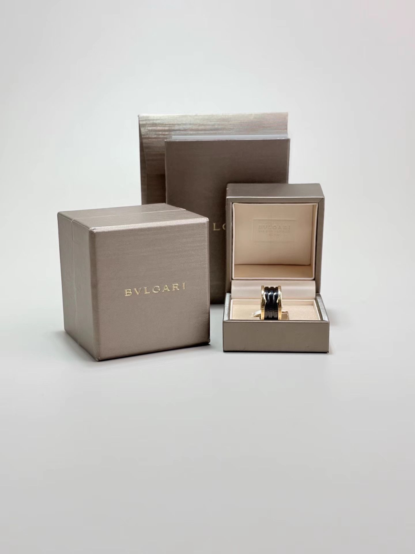 Bvlgari BVLGARI Black Ceramic Four-Band Rose Gold Ring Size ONE SIZE - 1 Thumbnail