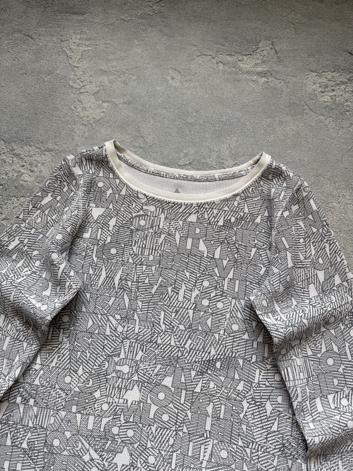 Nike Vintage Nike ACG Sweatshirt Monogram Size US S / EU 44-46 / 1 - 2 Thumbnail