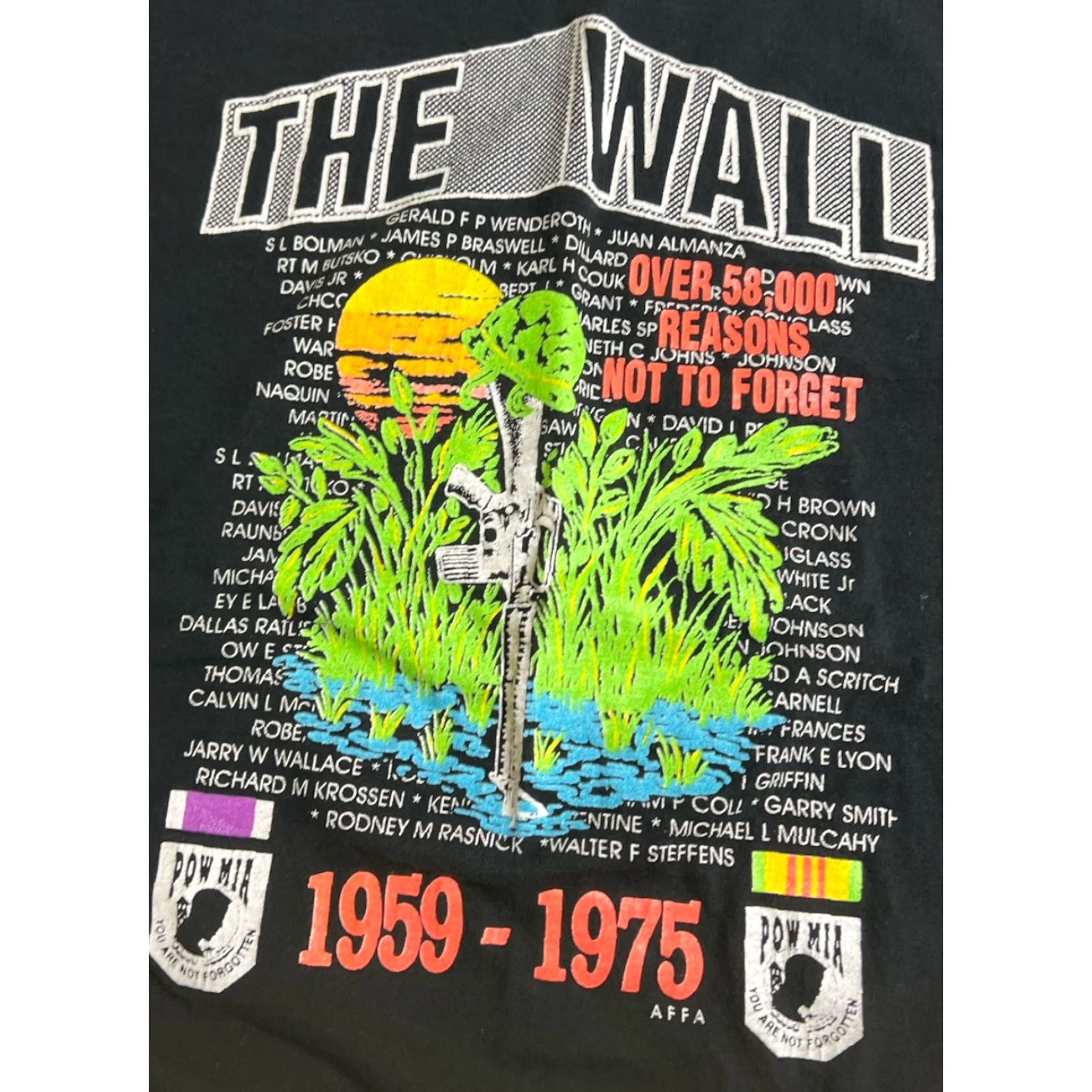 Fruit Of The Loom VINTAGE Vietnam Veterans memorial Shirt Mens L Black Single Stitch The Wall Size US L / EU 52-54 / 3 - 5 Thumbnail