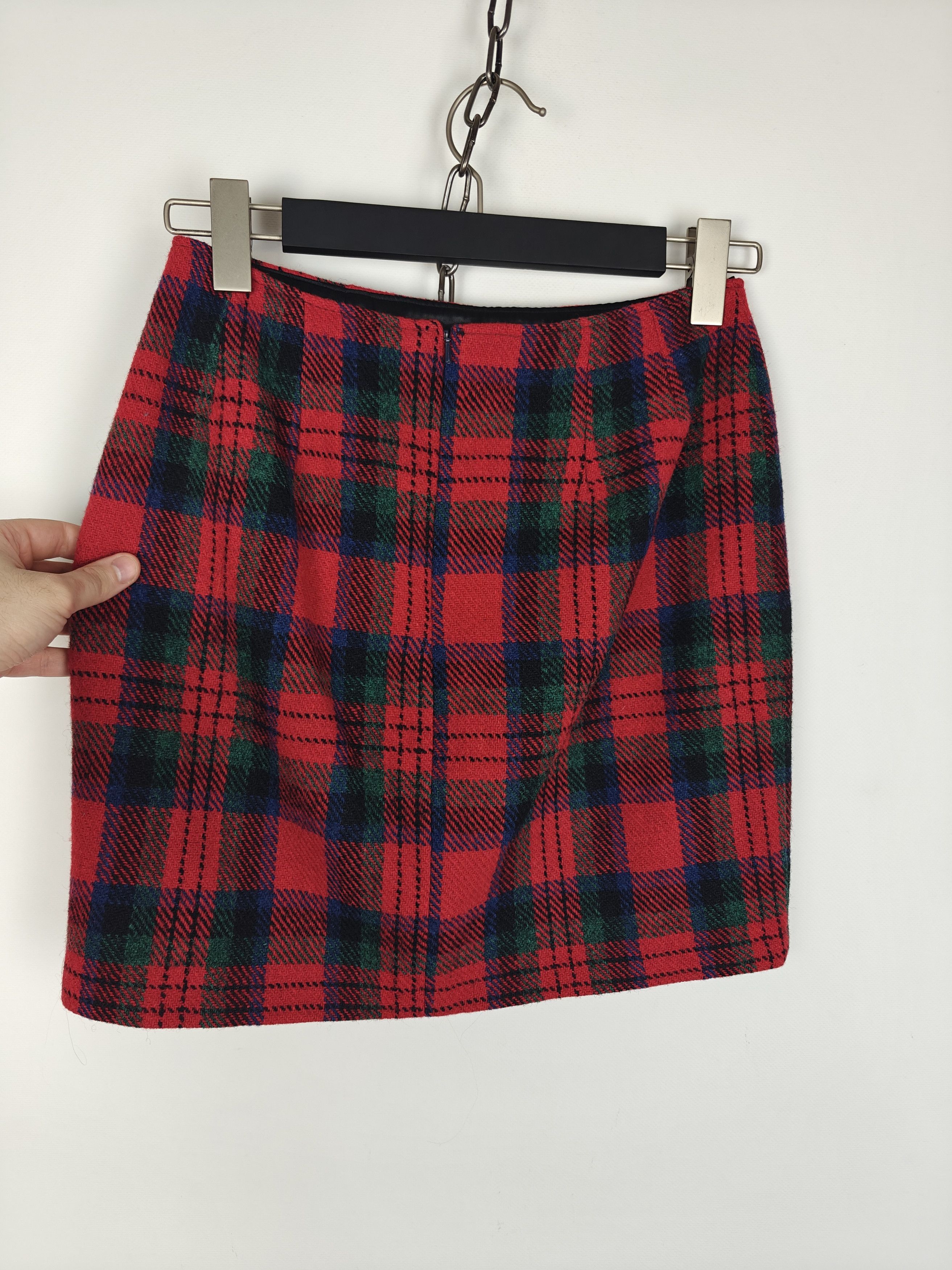 Harris Tweed Harris Tweed x Jigsaw Skirt Red Check size US4 Size 27" / US 4 / IT 40 - 5 Thumbnail