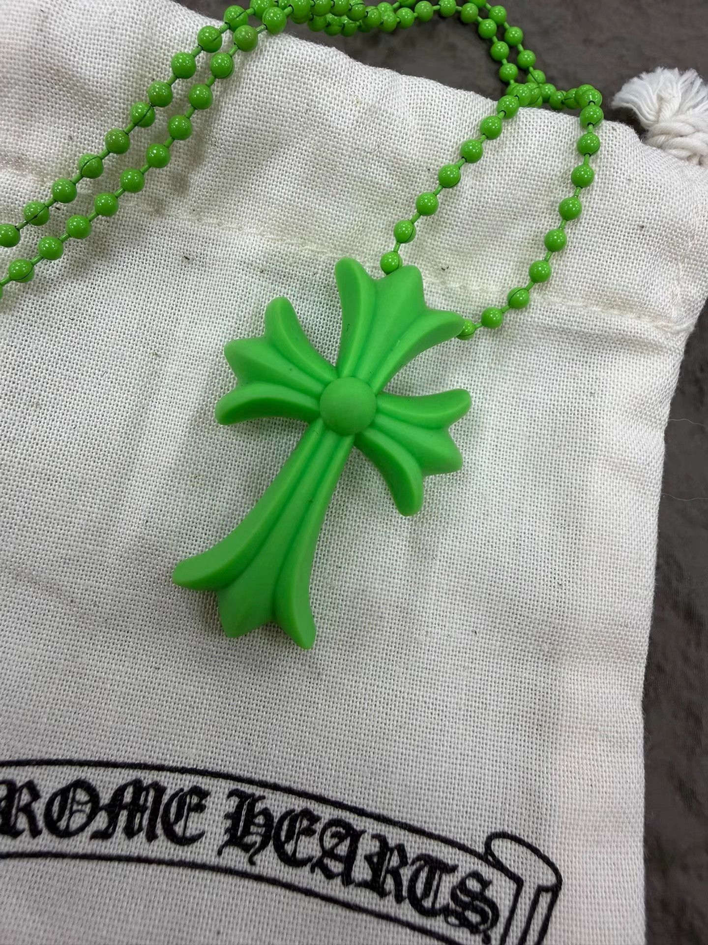Chrome Hearts Chrome Hearts Green Resin Medium Cross Pendant Size ONE SIZE - 2 Thumbnail