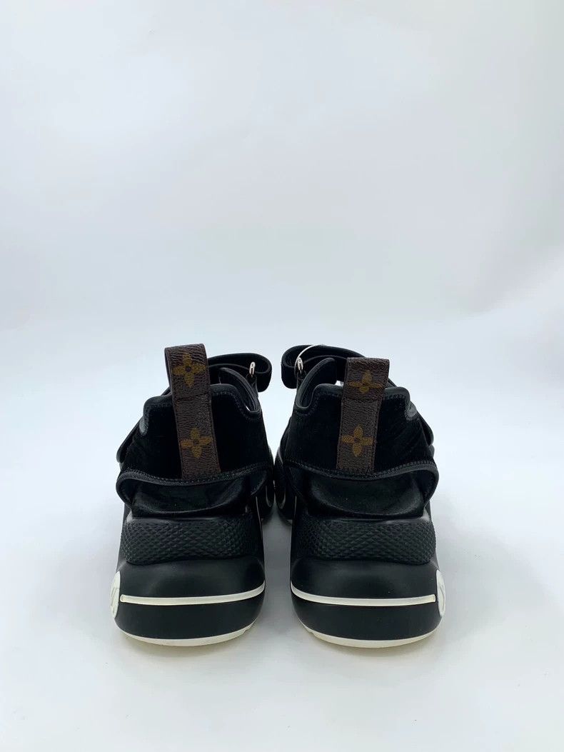 Louis Vuitton Louis Vuitton Black suede platform sandals Size US 5.5 / EU 38 - 4 Thumbnail