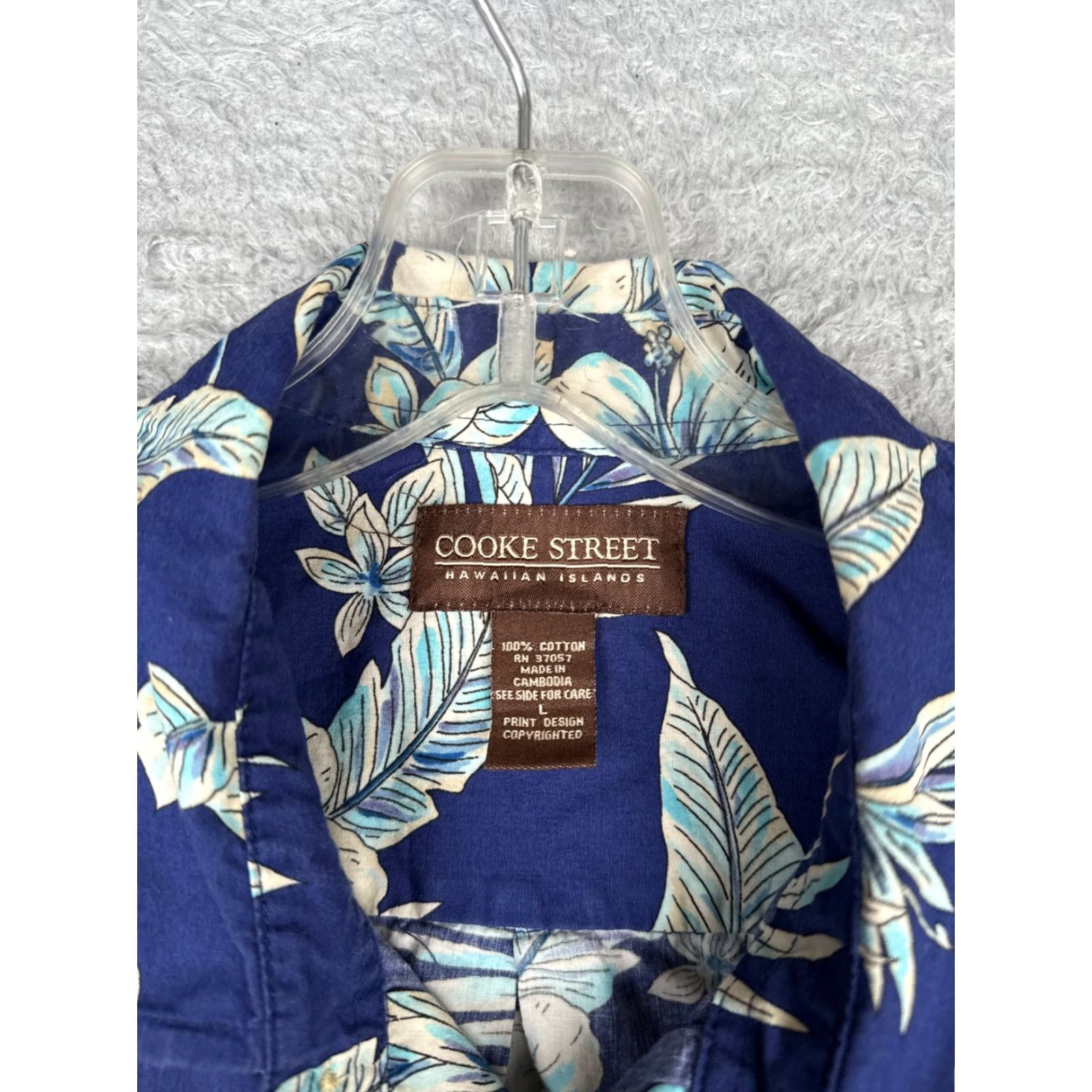 Vintage Cooke Street Shirt Men Blue Floral 100% Cotton Hawaiian Button-Up Short Sleeve Large L Bed Size US L / EU 52-54 / 3 - 7 Thumbnail