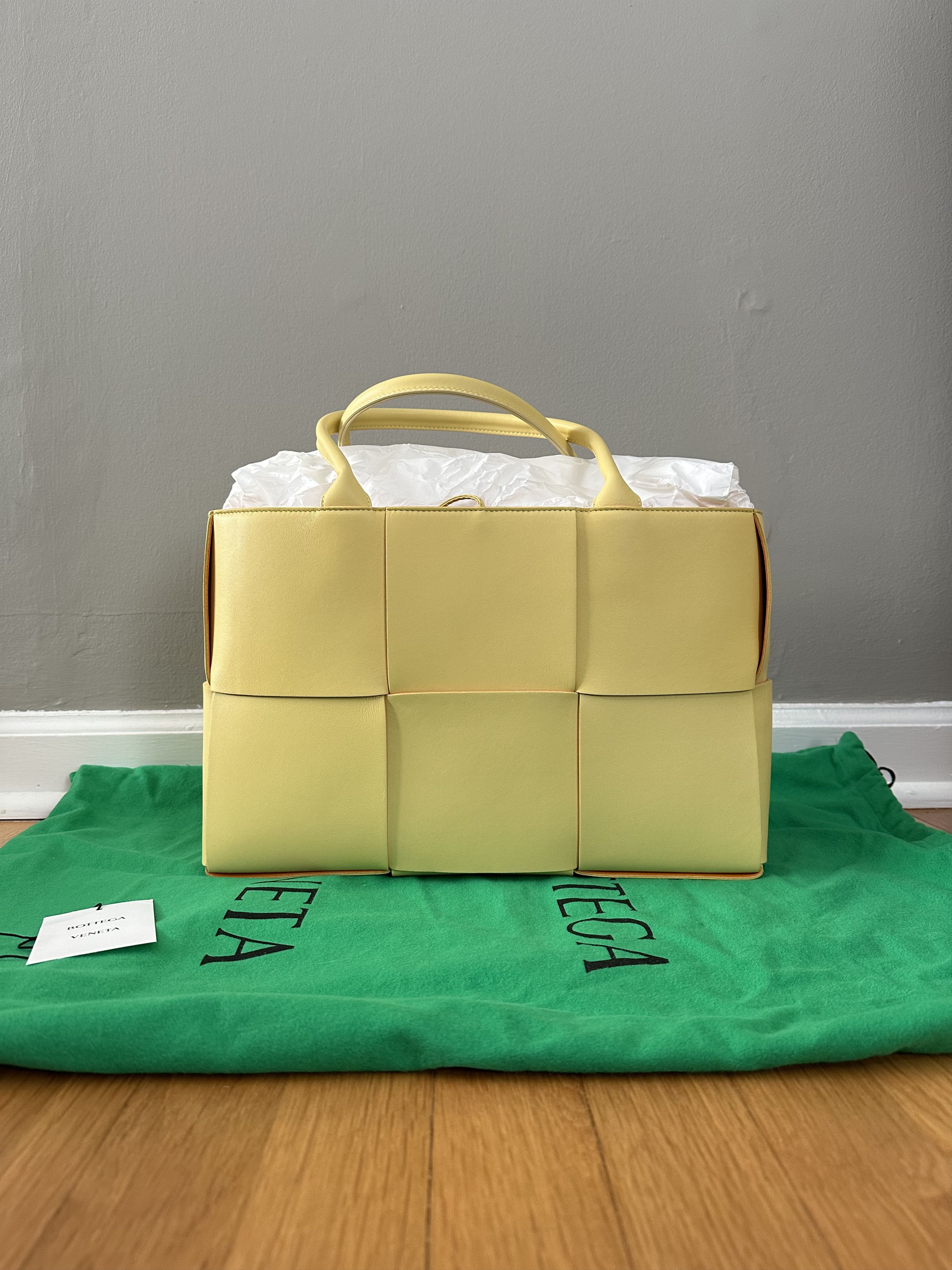 Bottega Veneta Acro Butter Medium Woven Leather Tote