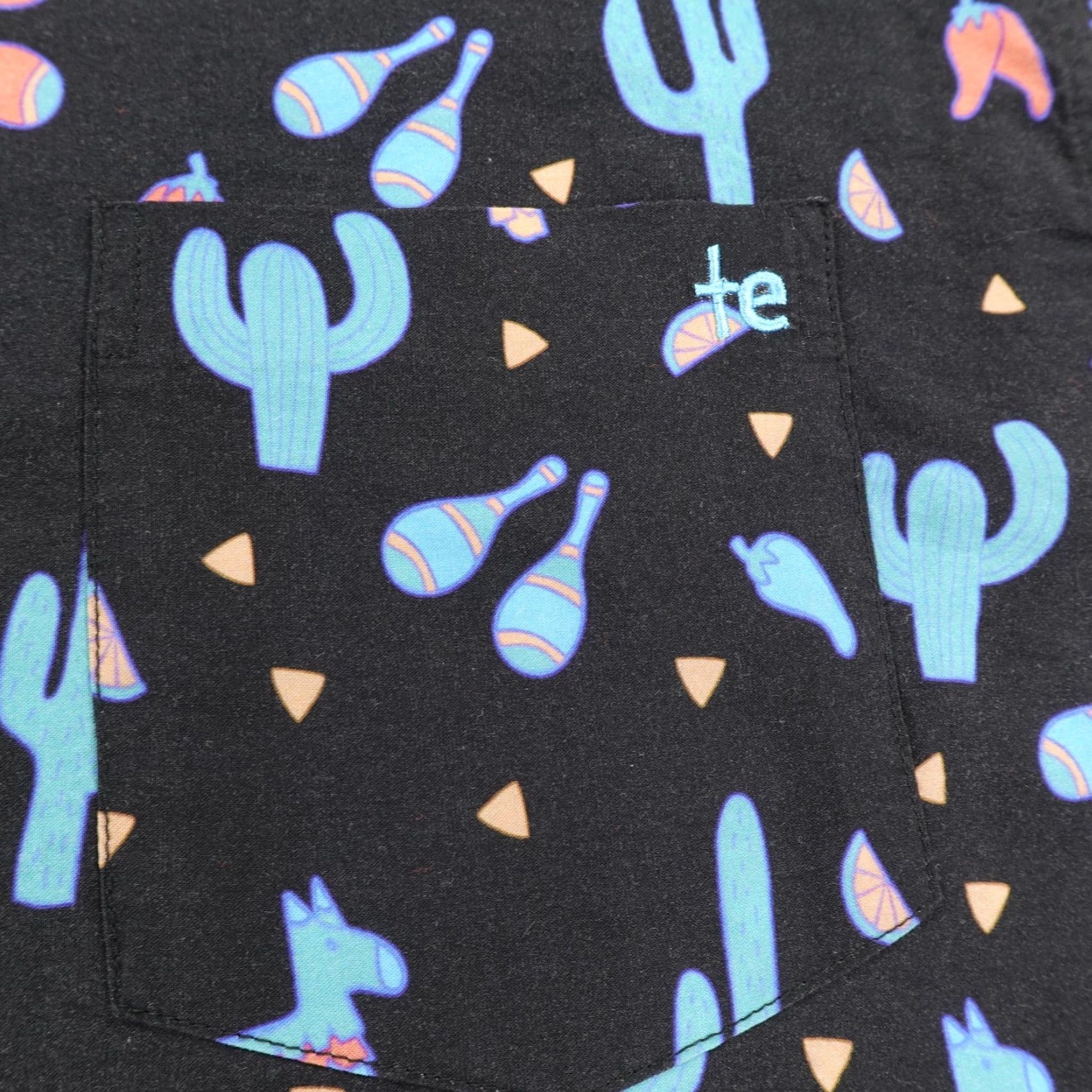 Vintage VINTAGE Tipsy Elves Shirt Men XL Black Graphic Print Southwestern Desert Pinata Mariachi Festive 90s Western Size US XL / EU 56 / 4 - 3 Thumbnail