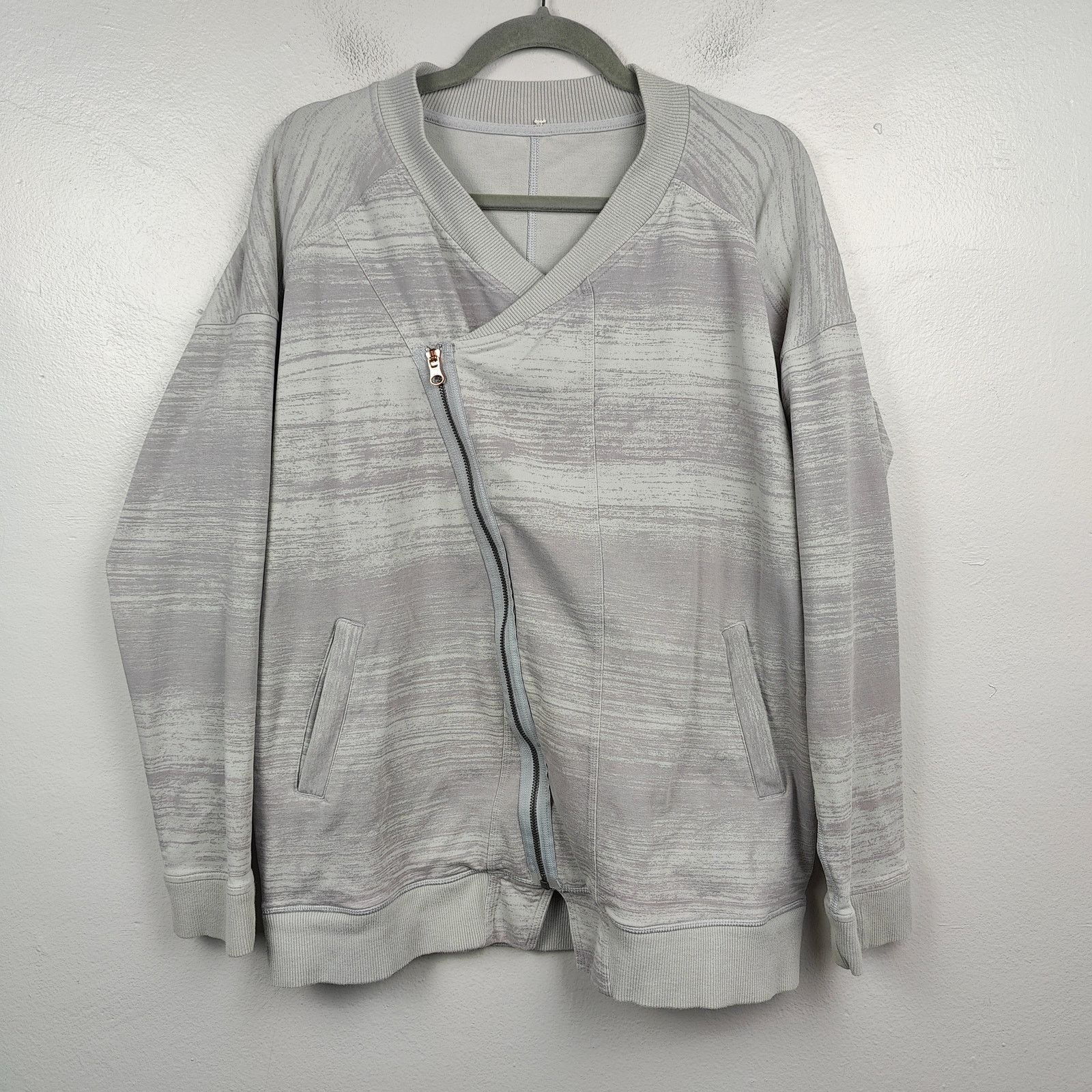 Lululemon Lululemon Mula Bundle Wrap Sweatshirt Womens Small Righteous Size S / US 4 / IT 40 - 1 Thumbnail