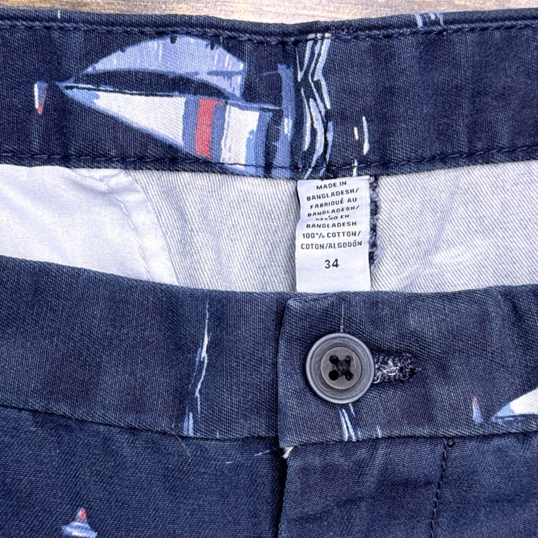 Izod IZOD Saltwater Shorts Mens 34W Navy Chino 9.5 Inch Inseam Lighthouses New Size US 34 / EU 50 - 3 Thumbnail