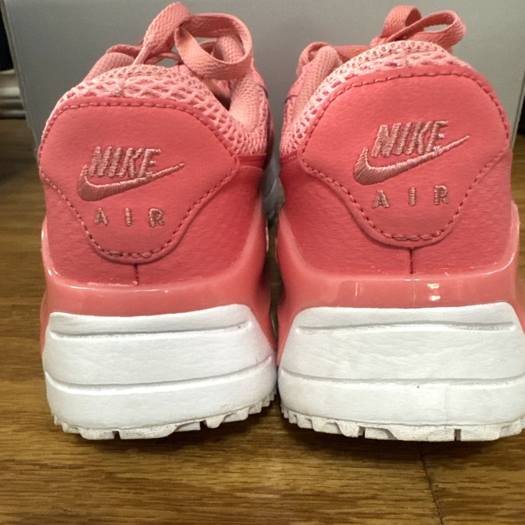 Nike Women's Nike Air Max System Sneaker Coral Chalk/Sea Coral-White DM9538 601 Size 7.5 Size US 10 / IT 40 - 4 Thumbnail
