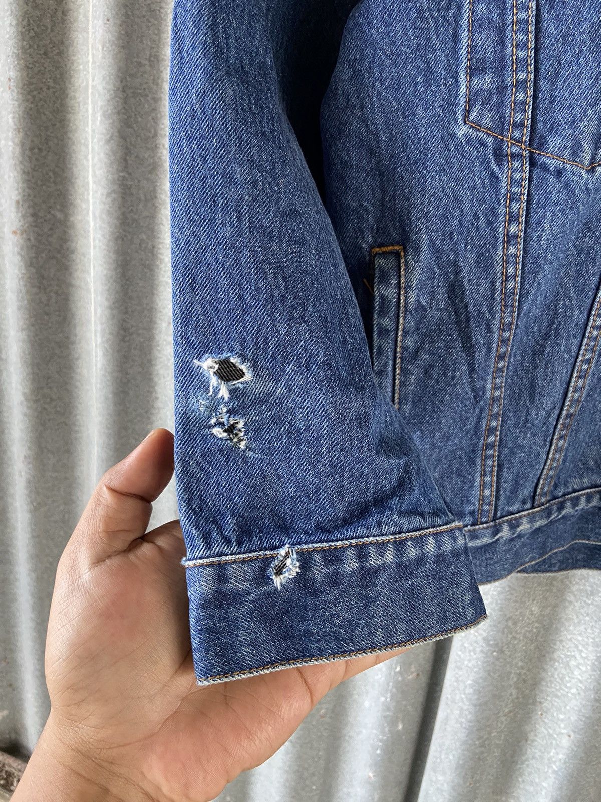Hard Rock Cafe VINTAGE HARD ROCK TOKYO DENIM JEANS TRUCKER JACKET Size US XS / EU 42 / 0 - 3 Thumbnail