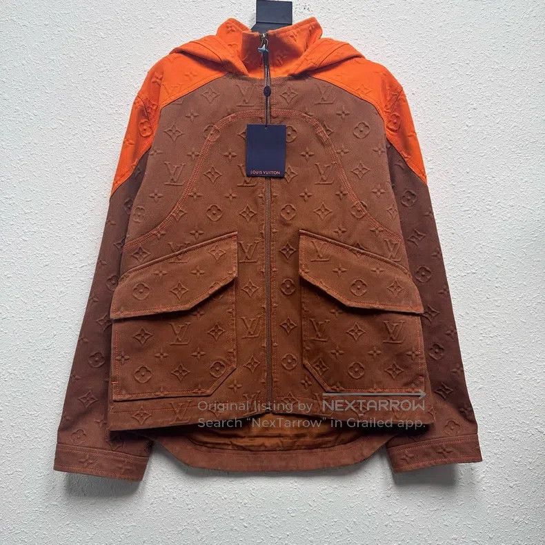 Louis Vuitton Louis Vuitton Full embossed color-block logging jacket Size US S / EU 44-46 / 1 - 1 Thumbnail