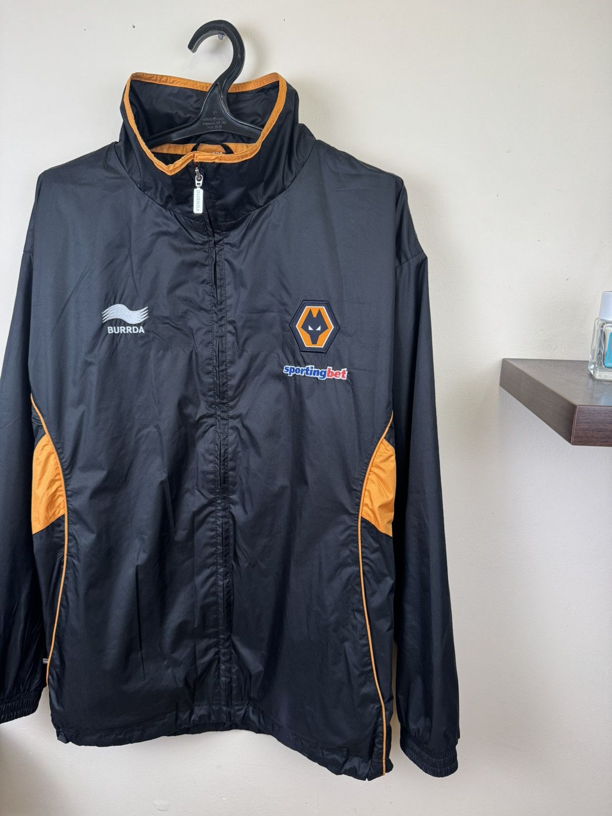 Other WOLVERHAMPTON WOLVES 2011/2012 FOOTBALL JACKET BURRDA sz XL Size US XL / EU 56 / 4 - 5 Thumbnail